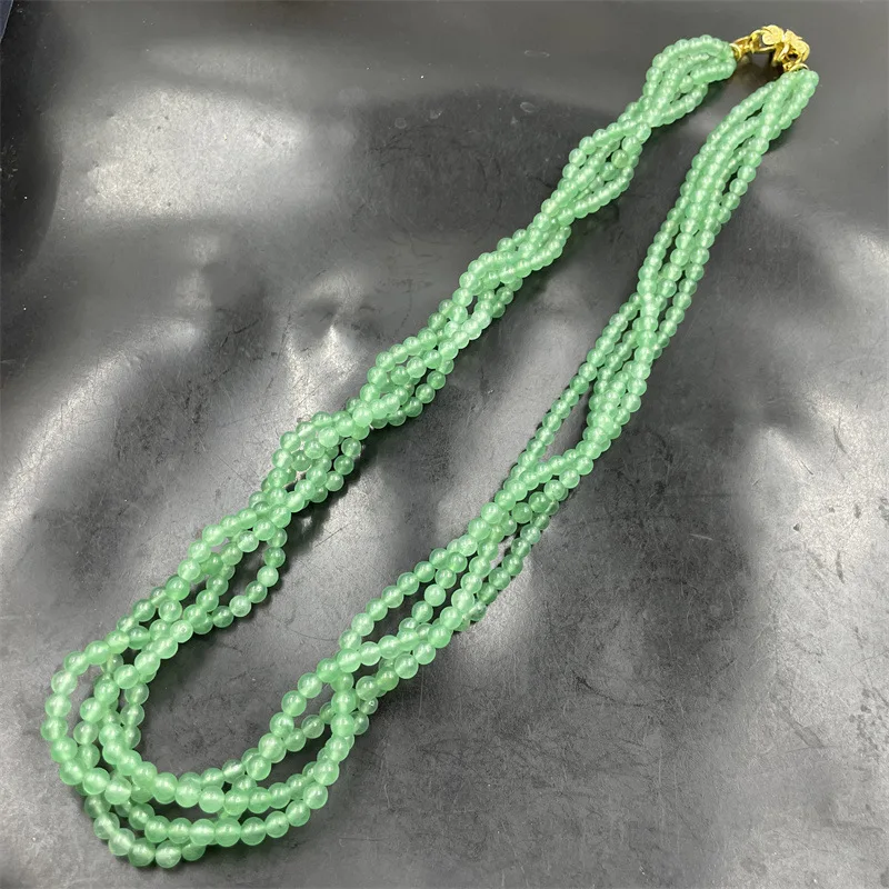 

Green Aventurine Twist 4-Layer Exquisite Women's Jade Clavicle Chain Necklace