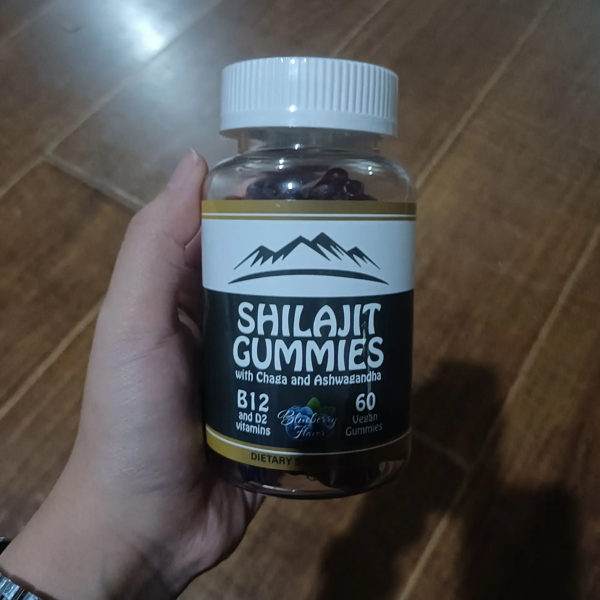 1 bottle of Xilai gummy candy promotes immunity improves digestion and is a health food