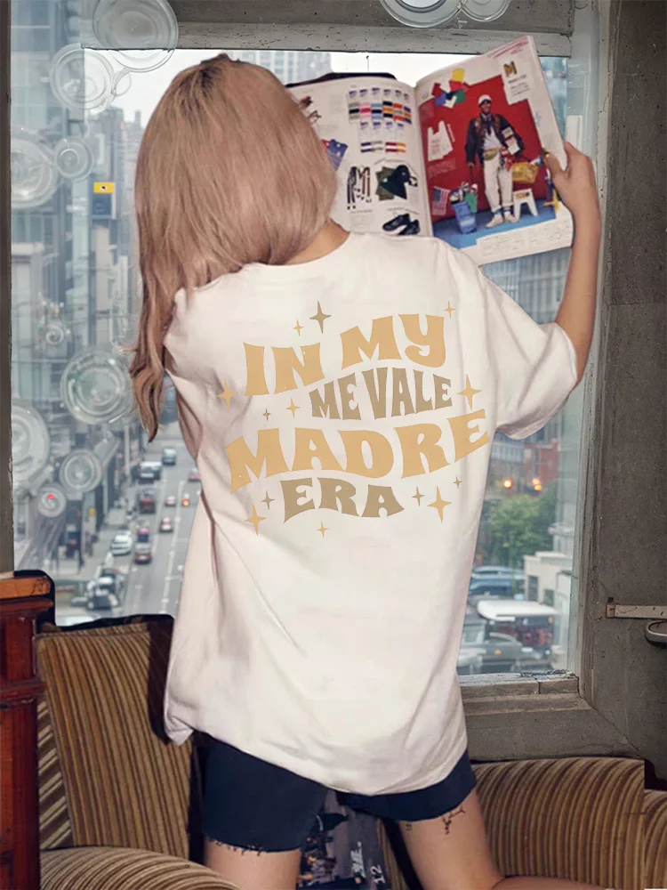 

Футболка In My ME VALE MADRE ERA с принтом на спине, интересная испанская рубашка ко Дню матери, топ с короткими рукавами мексиканской праздничной мамы