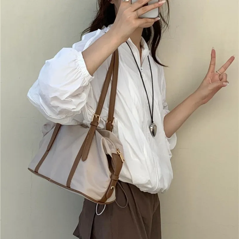 2024 New Nylon Large Capacity Shoulder Bag Women Casual Simplicity Big Commuting Handbags Korean Fashion Solid Color Handbags