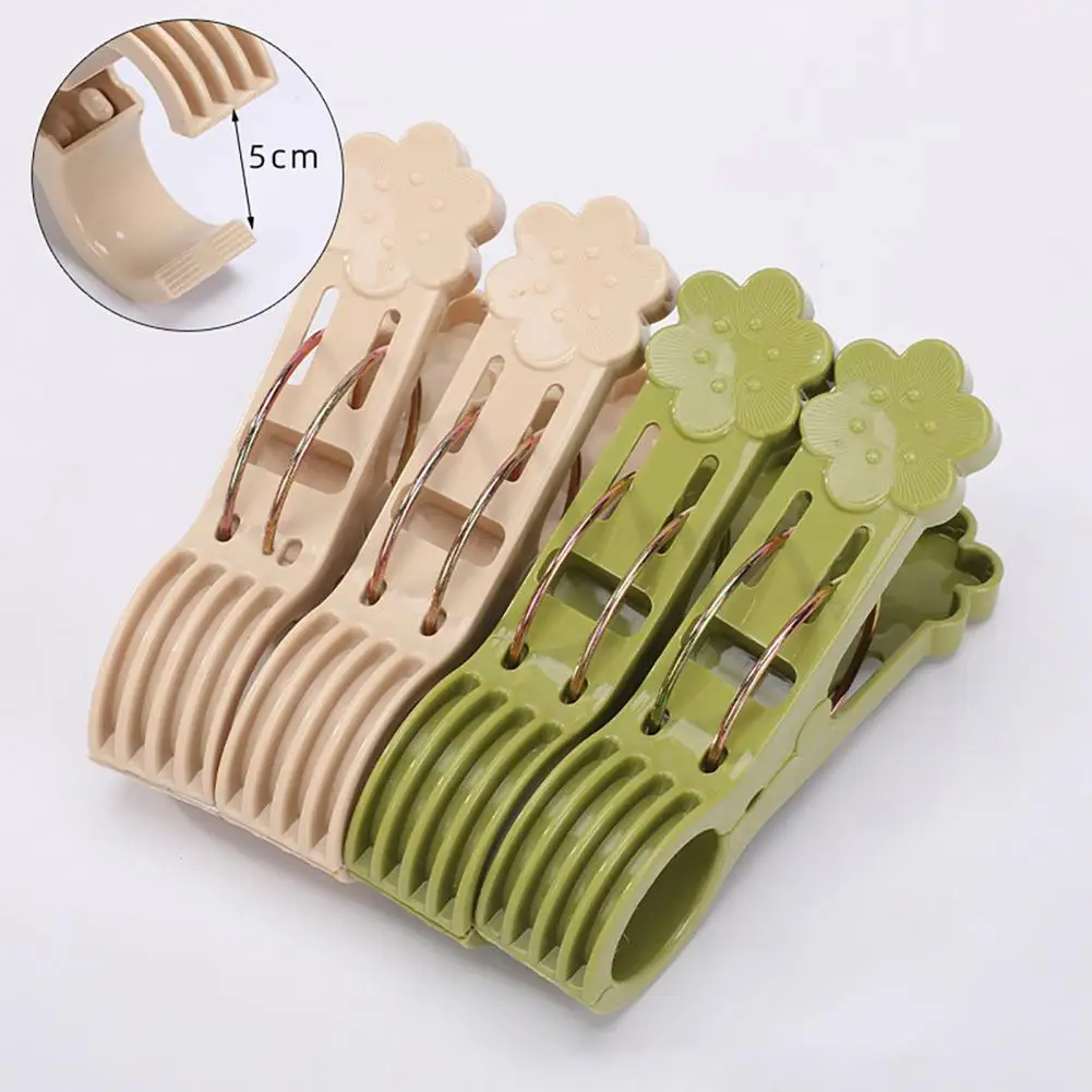 Anti-slip Beach Towel Clamp 4pcs Heavy Duty Beach Towel Clips Laundry Pins with Anti-slip Spring Mechanism Portable Clothes