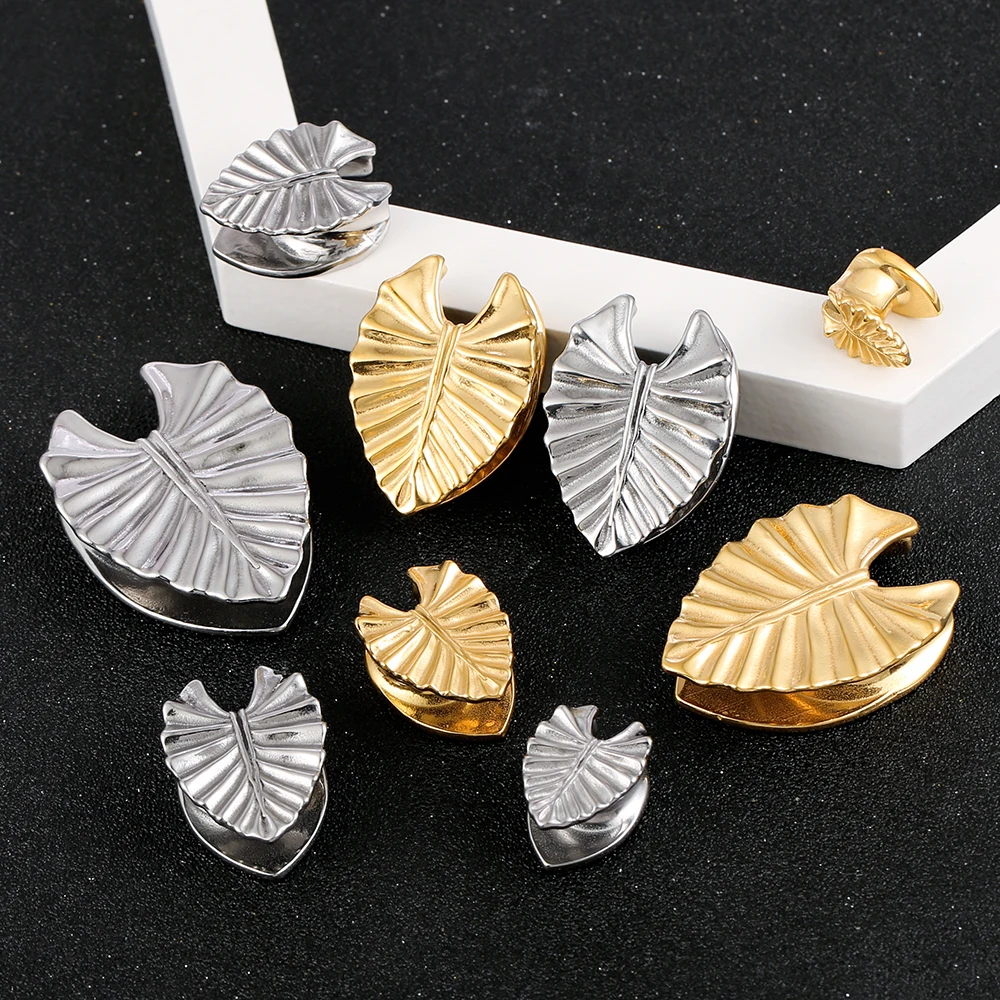 Earblity 2PCS Mother of Pearl Ear Saddle Gauges Hypoallergenic Stainless Steel Ear Plugs Tunnels Piercing Body Jewelry