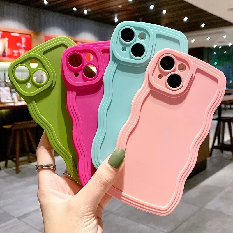 Luxury Wavy Lines Phone Case for IPhone 15 14 13 12 11 Pro Max X Xs XR Max 7 8 Plus Matte Shockproof Soft Candy Silicone Cover