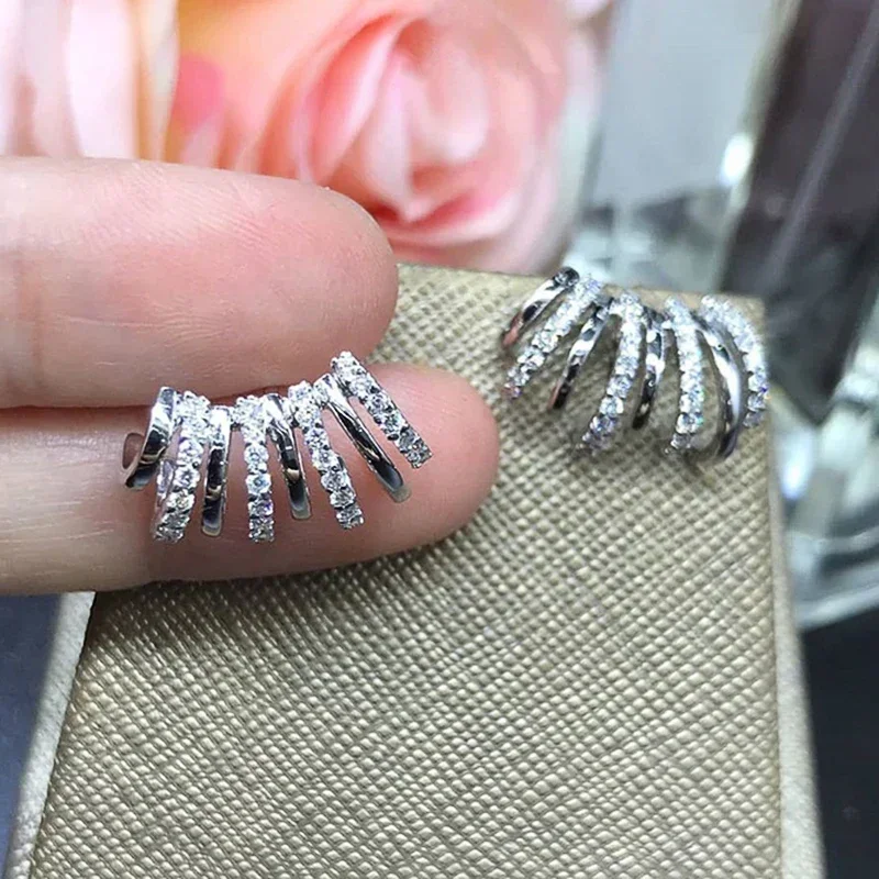 New Trendy Claws Design Piercing Earrings for Women with Dazzling CZ Stone Modern Girl Earrings Fashion Versatile Jewelry