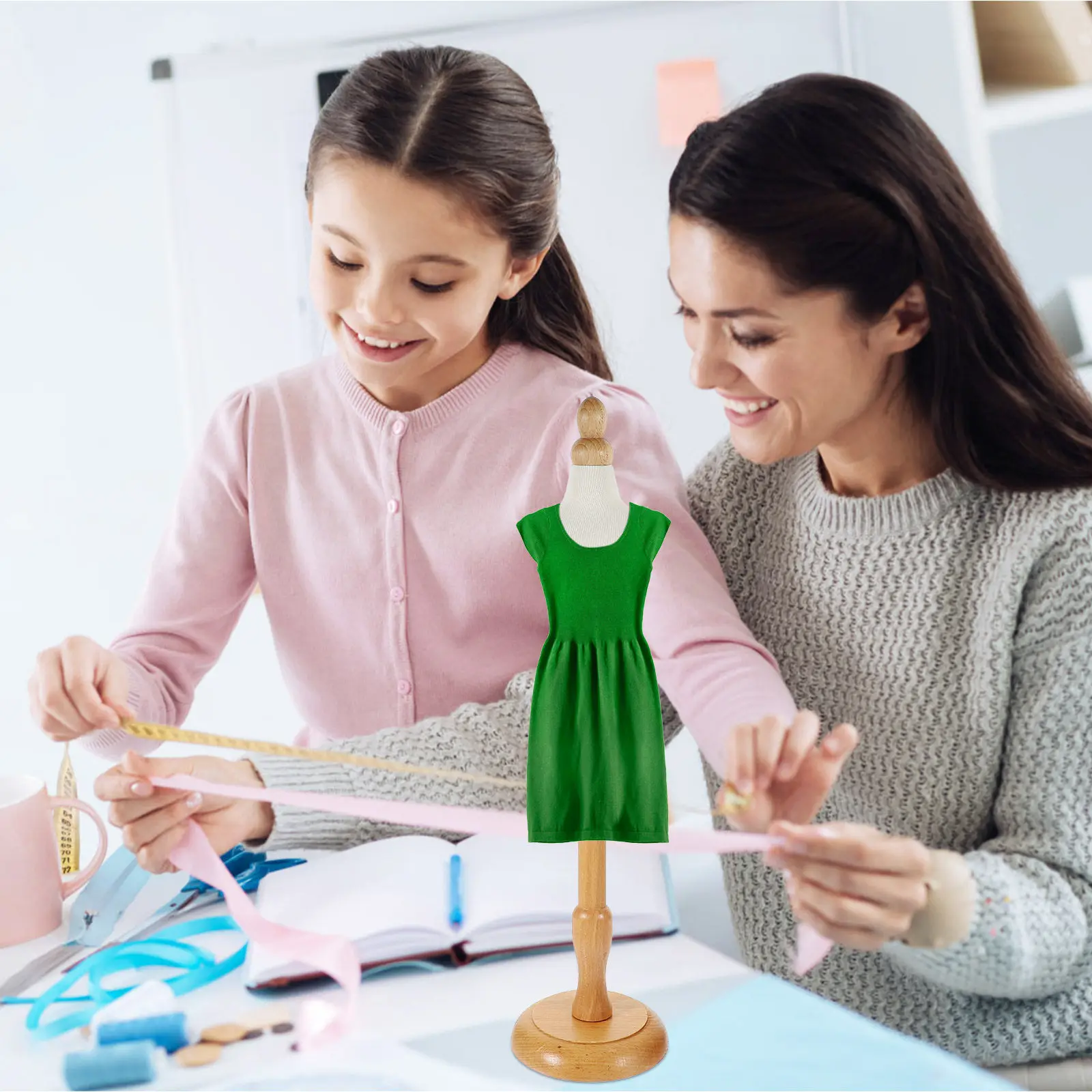 

Clothing Cropped Mannequin Small Desktop Standing Dress Form for Women's Clothing Storage Portable Sturdy Elegant