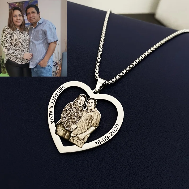 

Custom Men's Necklace Personalized Heart-Shaped Circular Stainless Steel Style Carving Image Text Pendant Give Family Souvenirs