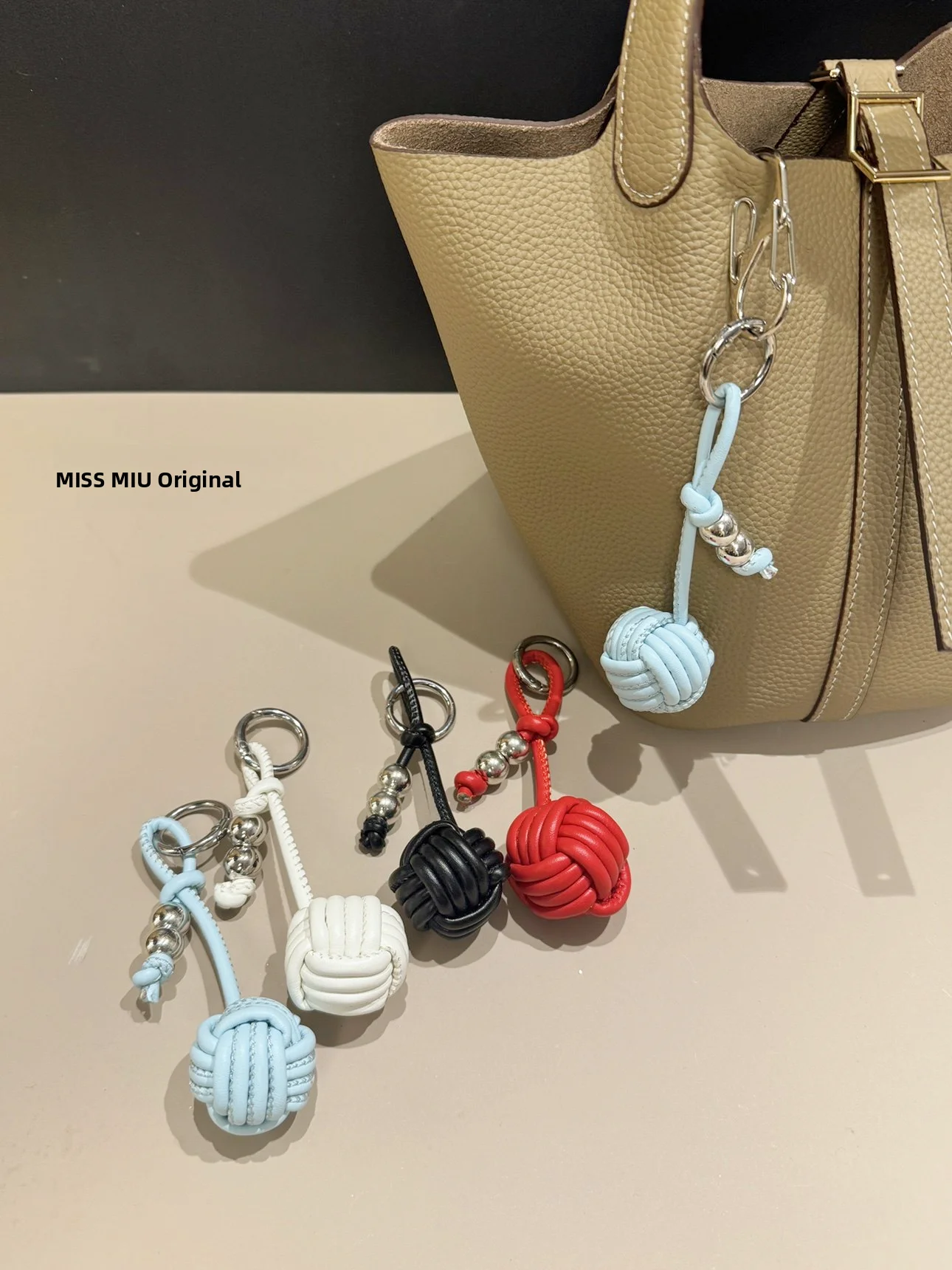 pingente-artesanal-de-tecido-pesado-para-bolsas-chaveiro-requintado-com-design-personalizado-acessorio-de-moda-para-bolsas