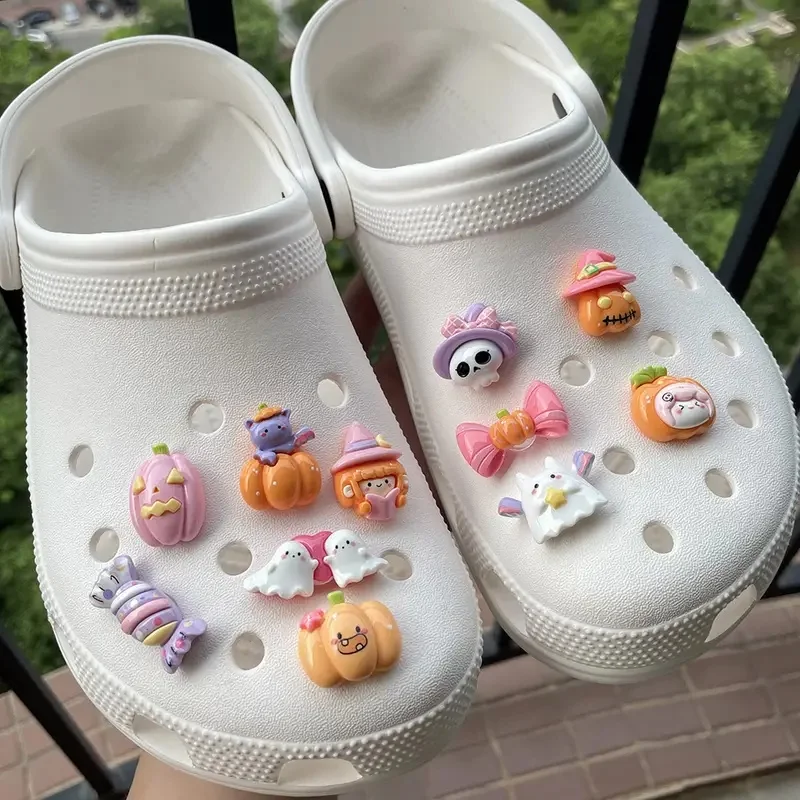 11pcs Halloween Pumpkin Cartoon Shoe Charms Set Resin DIY Shoe Decorations Perfect for Slipper Accessories Halloween Party Gifts