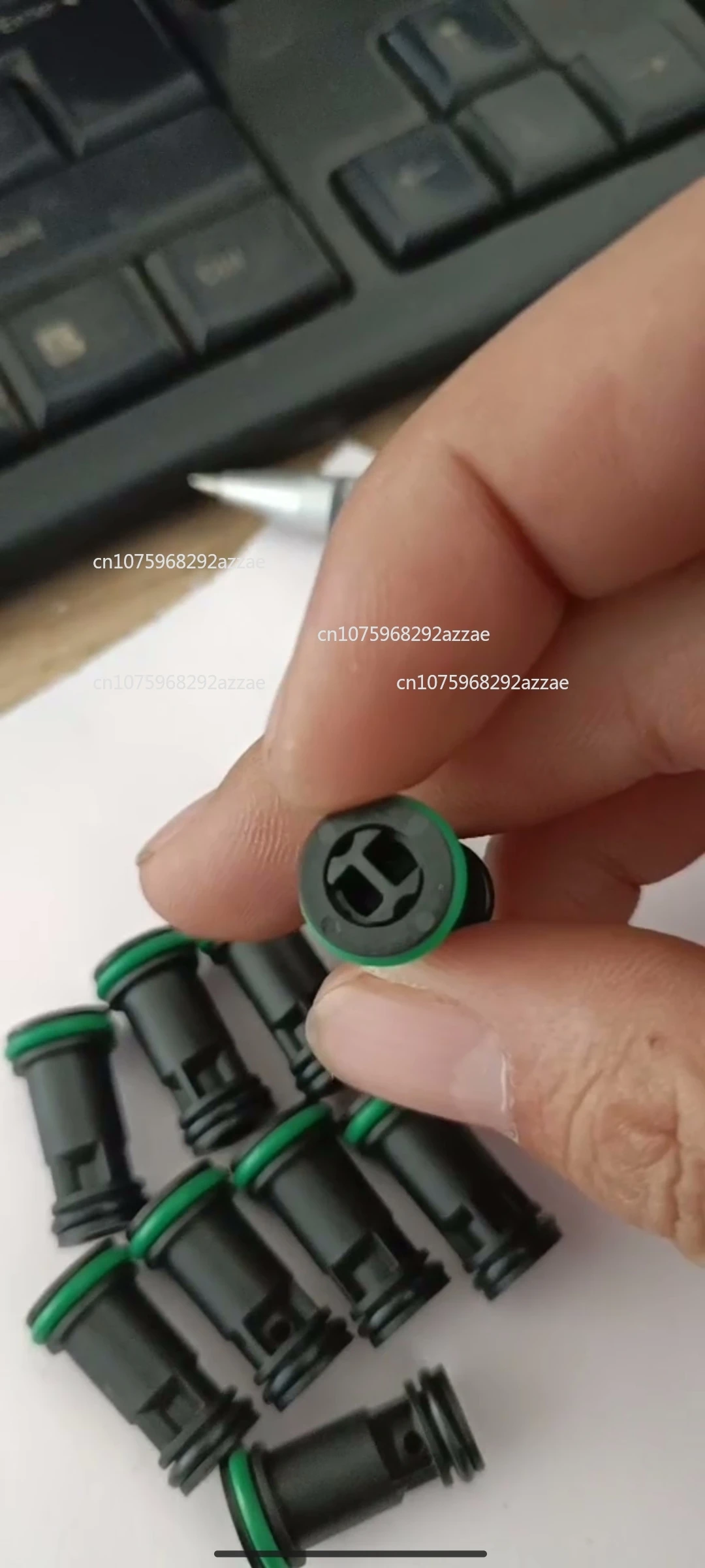 

Подходит для соединительного обратного клапана 2.1, насоса мочевины