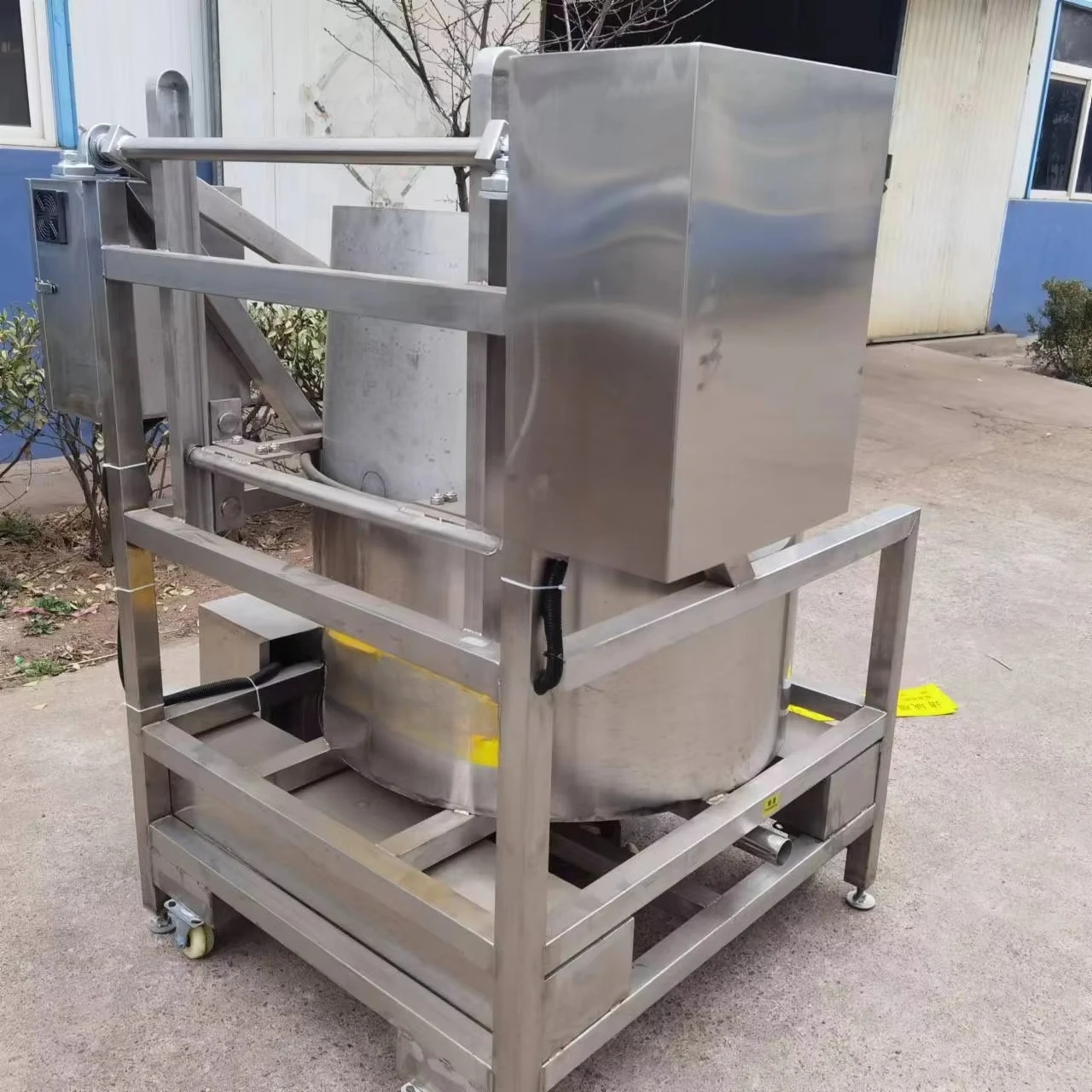 Centrifugal Food Vegetable Fruit Dewater Deoil Machine Fried Potato Chips Peanut Oil Water Separator Separating Machine Price