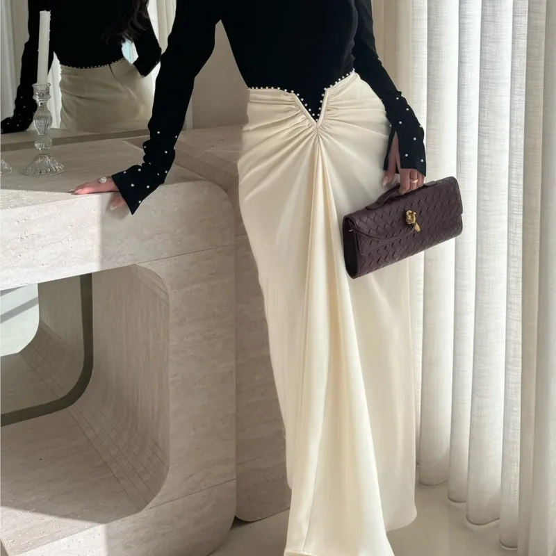 気質ドレス 2025 女性 宴会 コントラスト パール パッチワーク パッケージ ヒップ ロングスリーブ スリム ワンラインネック エレガント