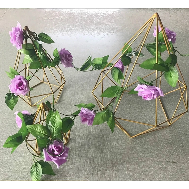 

Wedding Decoration Flower Stand Simulation Wrought Iron Golden Diamond Three-piece Metal Pillar Road Lead Wedding Center Shelf