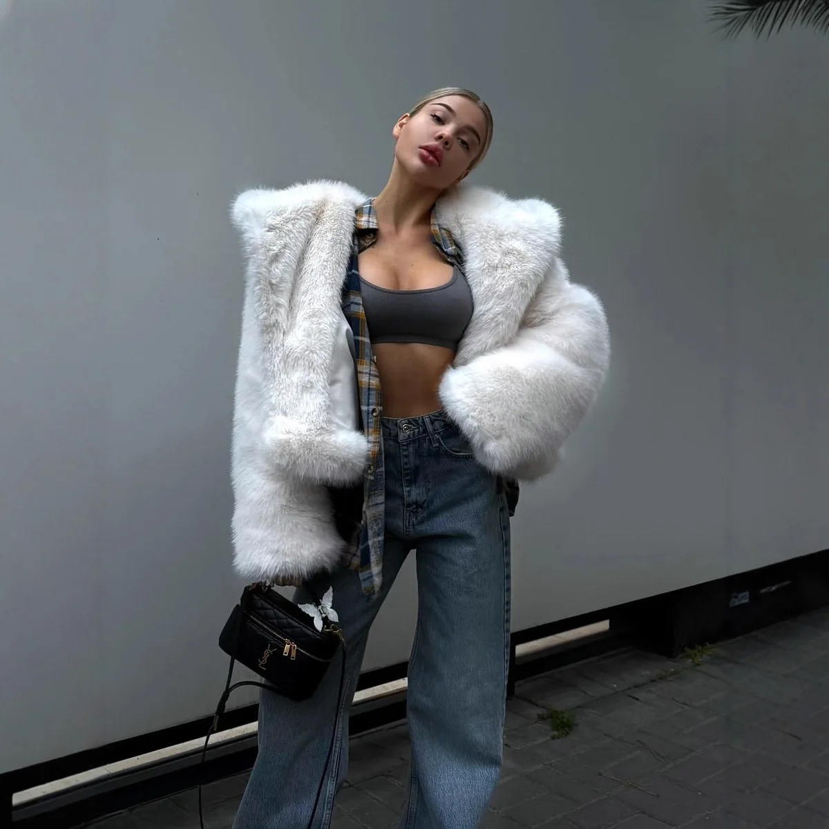 

Hooded Faux Fur Jacket Women Short Plush Coat Fox Like Pile Collar Autumn Winter Fleece Outerwear