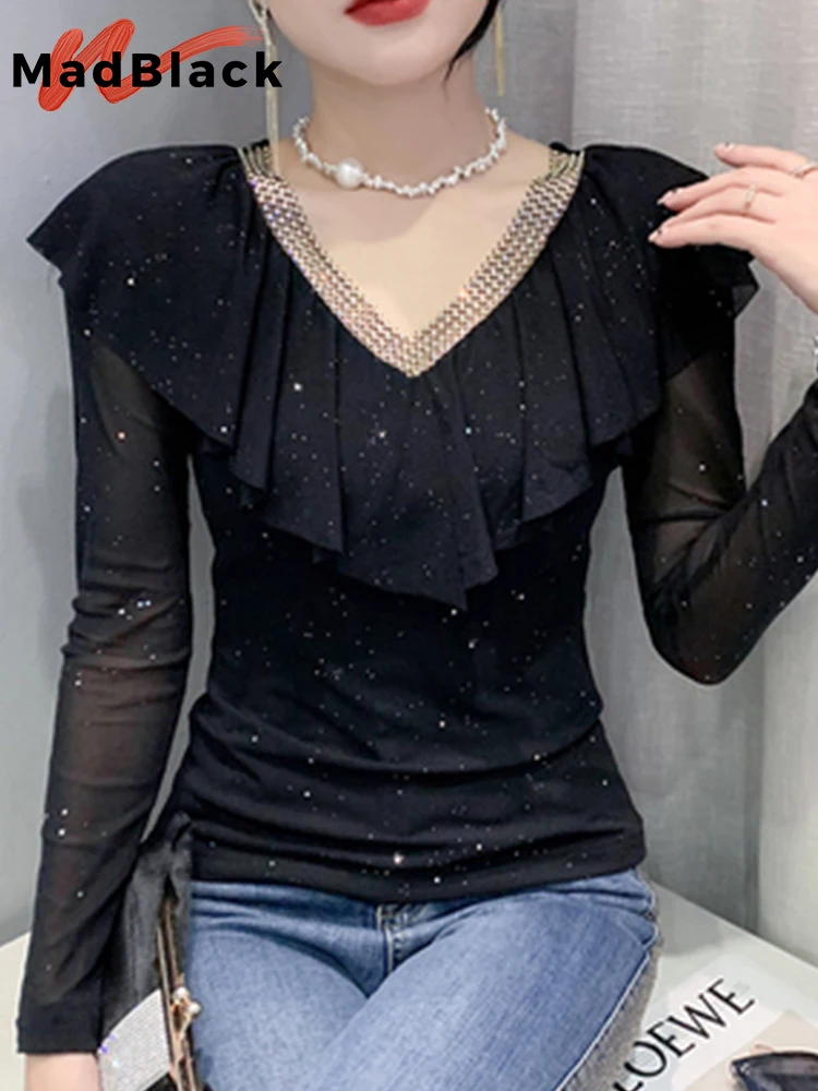 

MadBlack Autumn Winter New T-Shirt Sexy Ruffled V-Neck Mesh Hollow Out Shiny Diamonds Women Tops Long Sleeve Tees T29508X