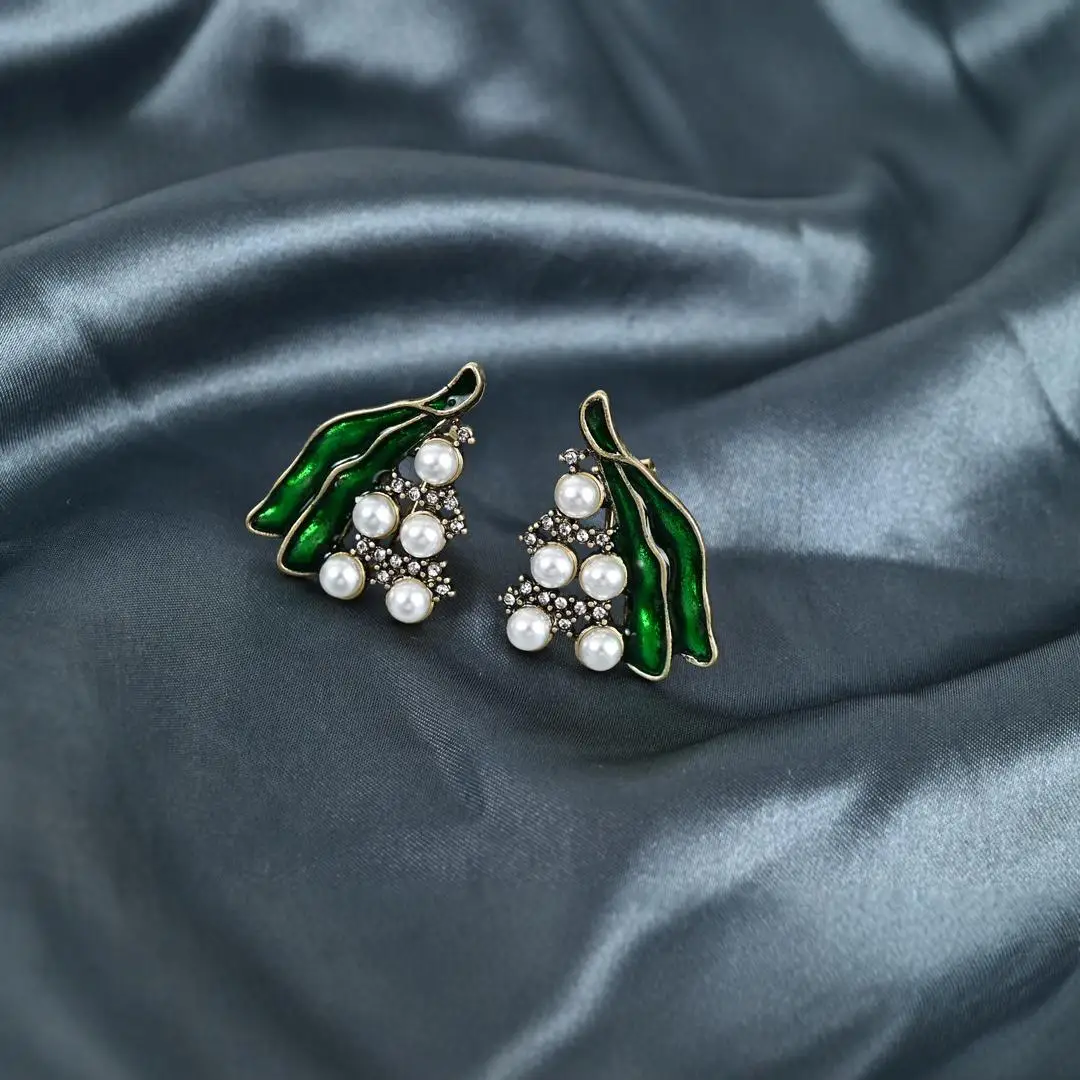 European and American Retro Style Lily of The Valley Pendant Pearl with Elegant Drip Glaze Color Earrings