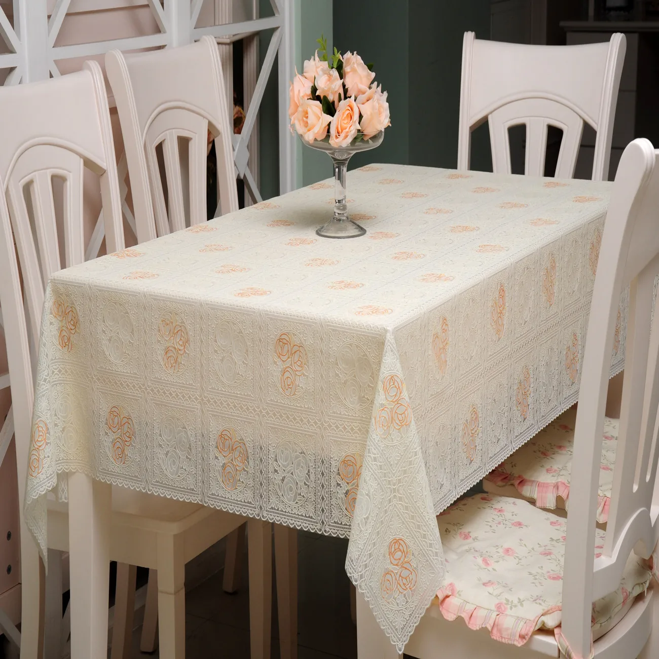 

Waterproof and Oil-proof Pvc Tablecloth Lace Printed Tablecloth