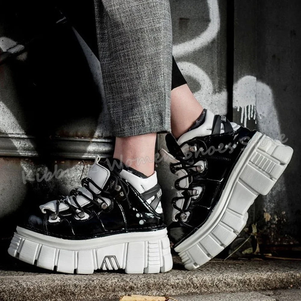 

Thick Bottom Punk Y2k Sneakers Platform Rock Gothic Dark Style Round Toe Mixed Color Lace-Up Women Shoes Fashion Concise Newest