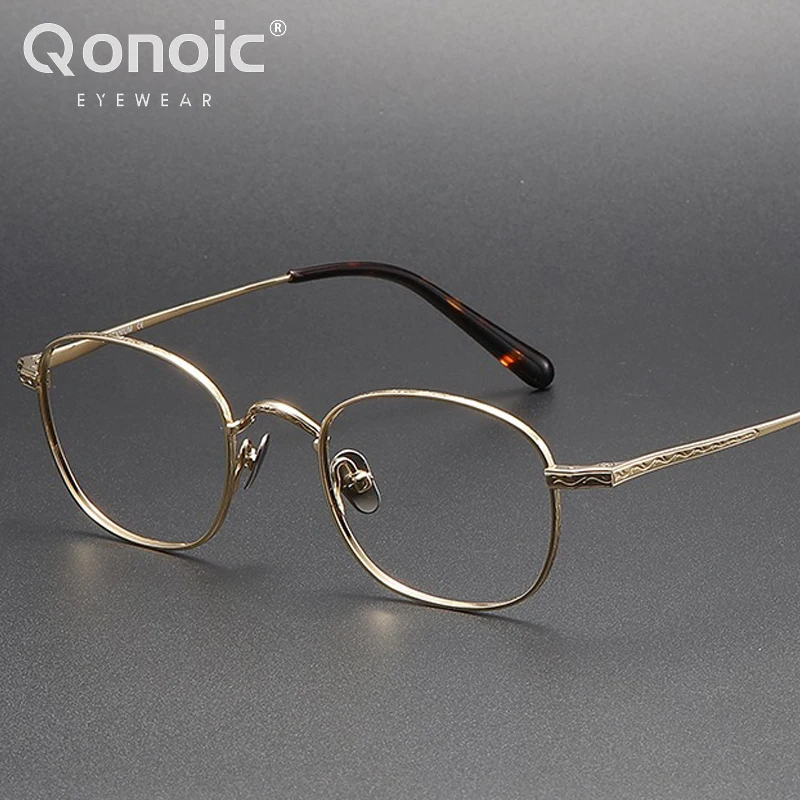 

Qonoic Titanium Optical Glasses for Men Classic Design Glasses Frame Blue Light Blocking Prescription Spectacle AT00125