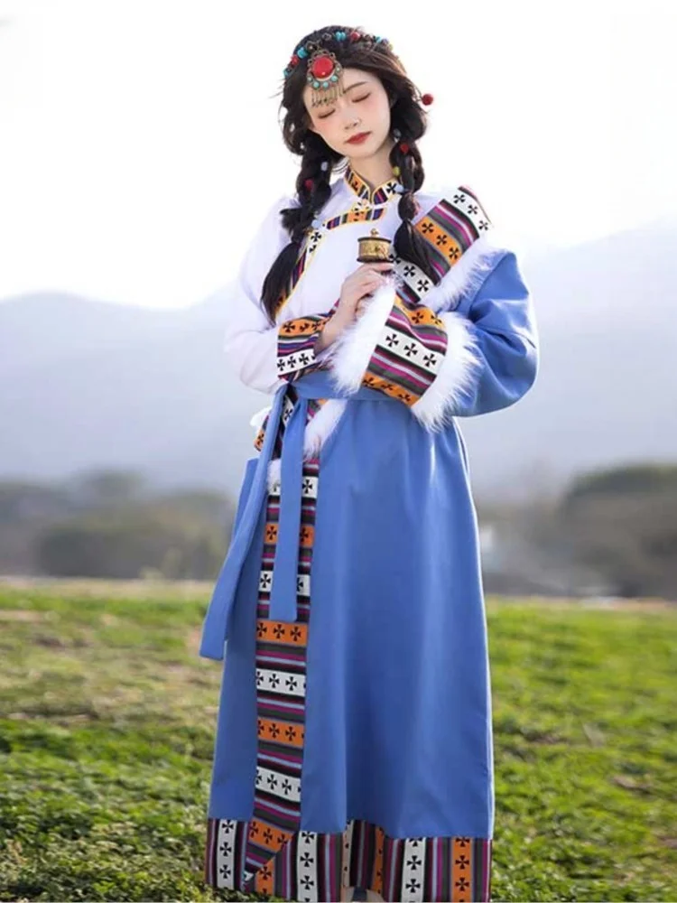 

New styles of photo travel robes long skirts and exotic dance costumes