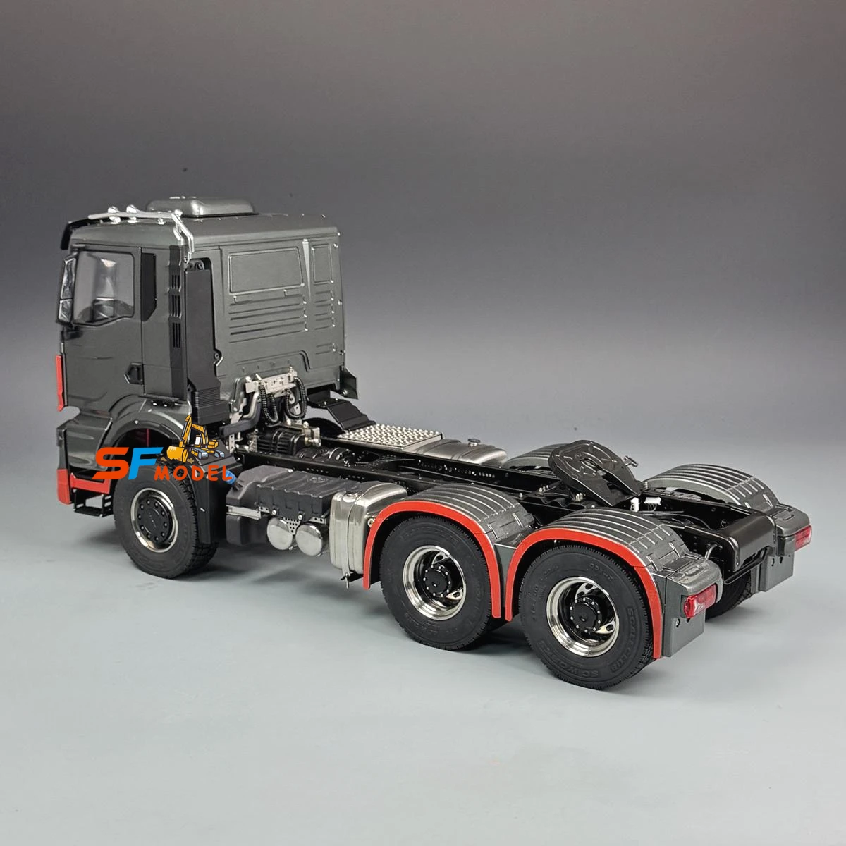 RC Truck 1/14 6x6 RC Tractor Full Metal Shell Door Can Be Opened