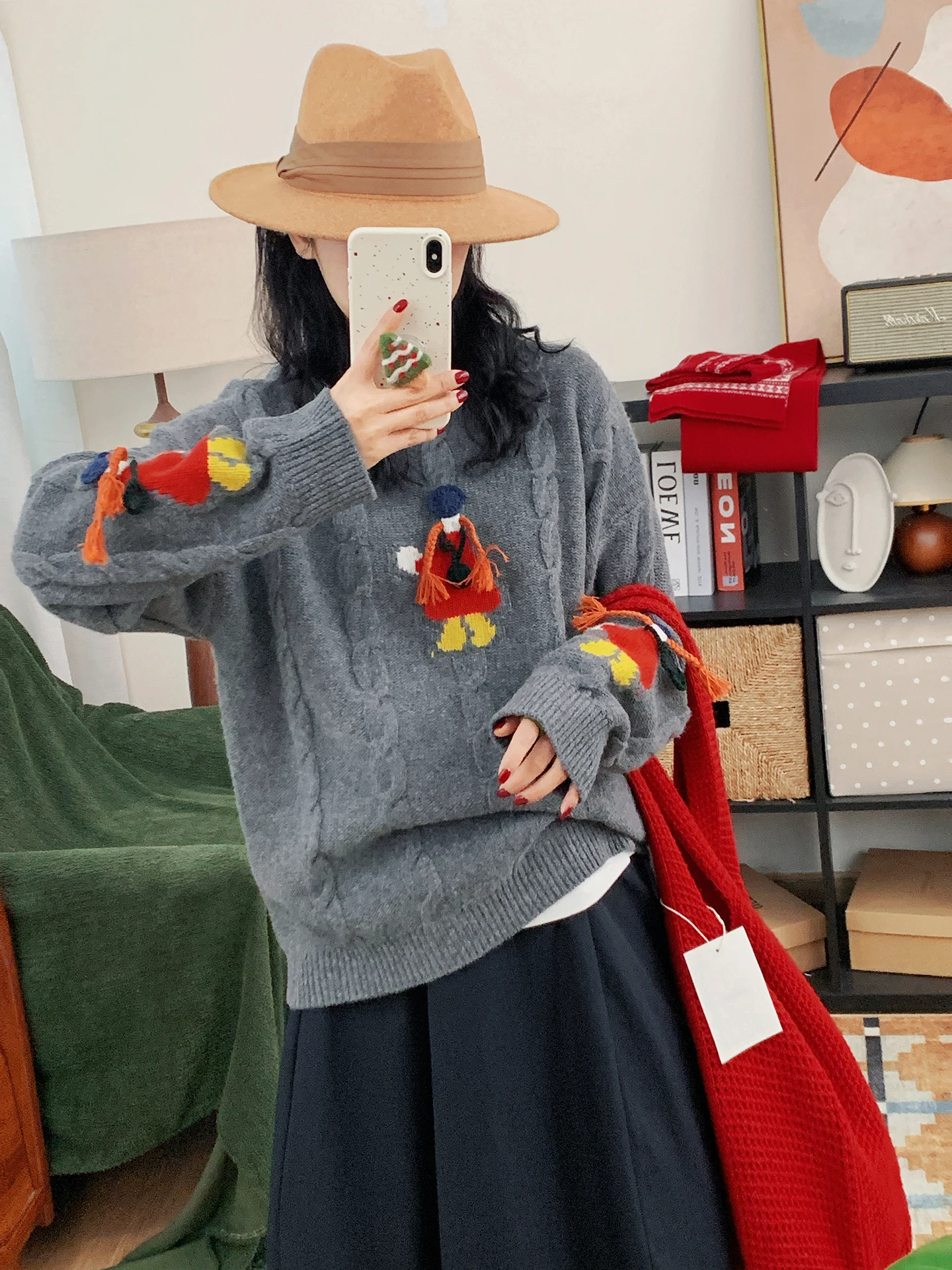 

Handmade Embroidered round Ne Loose Woolen Sweater Anti-Aging Soft Spun Yarn Knitted Girl's Faion Winter Warm Thi Long ...