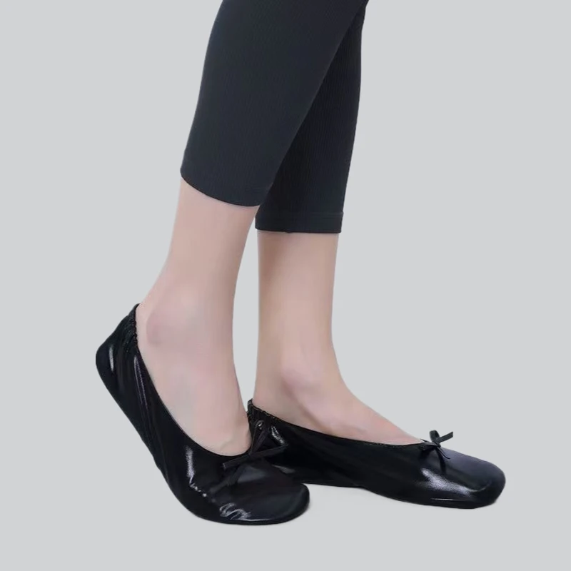 Women's Foldable Portable Ballet Flats Soft Sole Roll Up Slippers Slip on Comfy Ancing Flat Shoes for Travel Wedding with Bag