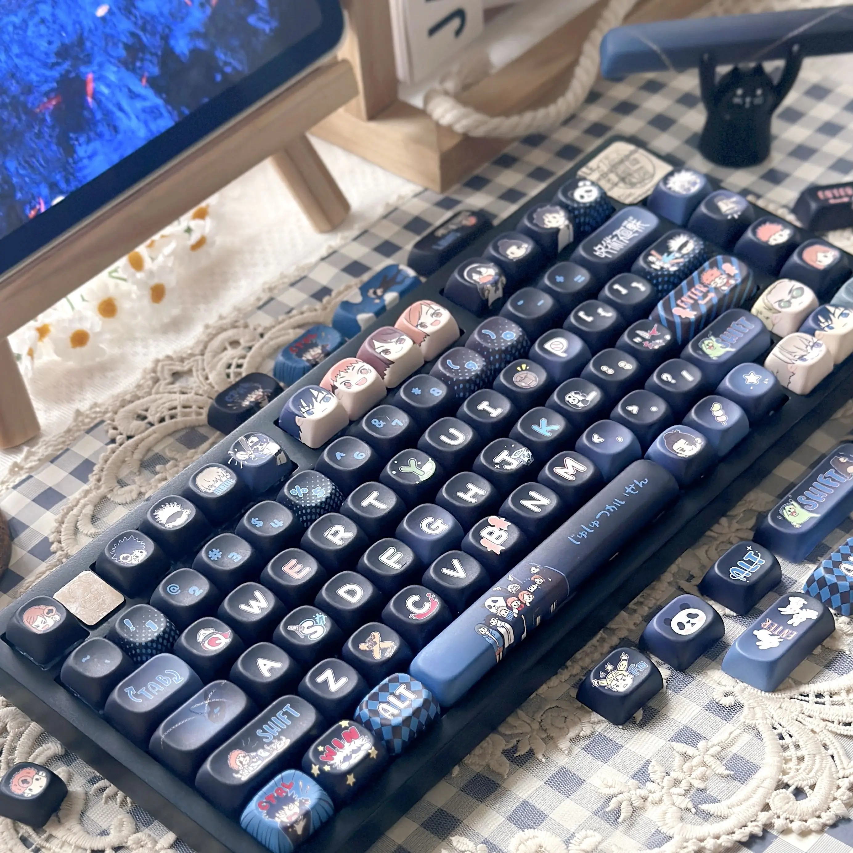Jujutsu Kaisen 테마 키 캡 세트 5면 승화 PBT 만화 애니메이션 MOA 귀여운 키 캡 128 키 맞춤형 키보드 캡