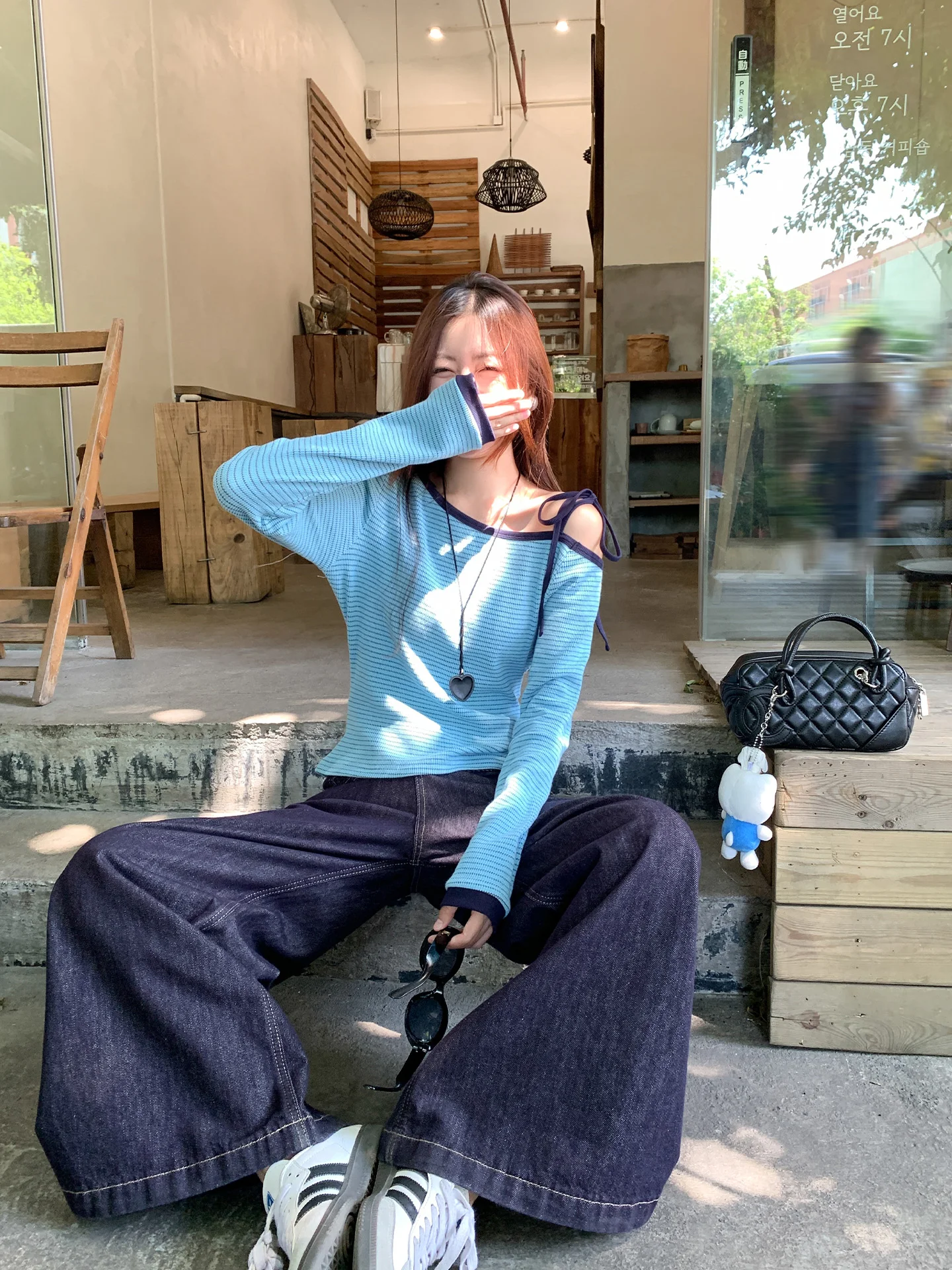 Zeng Xiao Salt Korean Style Blue Striped Asymmetrical Shoulder Long Sleeve Women's T-shirt Slim Fit Base Shirt Shoulder Expos...