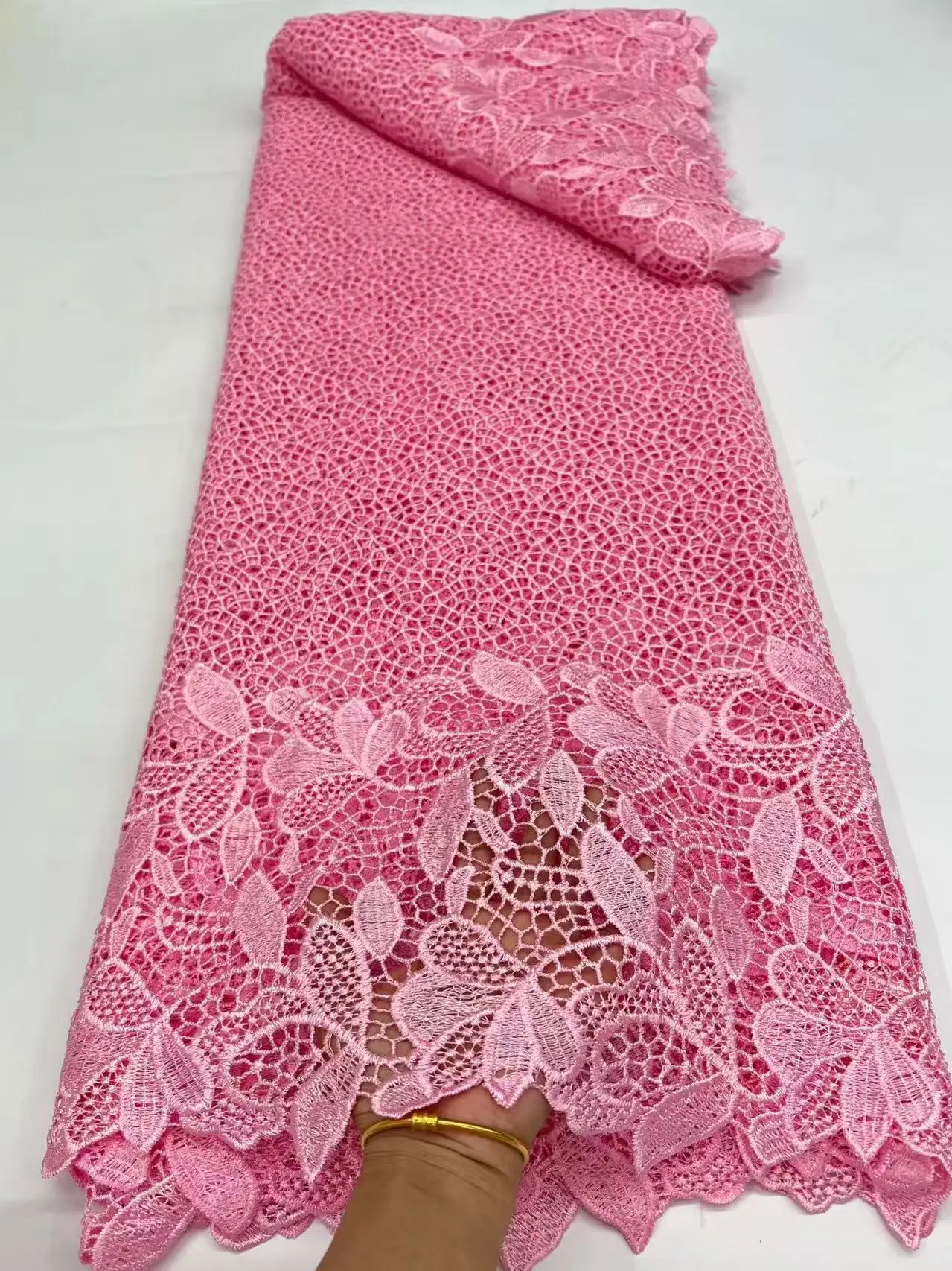 tessuto-in-pizzo-africano-di-alta-qualita-guipure-francese-nigeriano-con-paillettes-idrosolubili-per-abiti-da-sposa