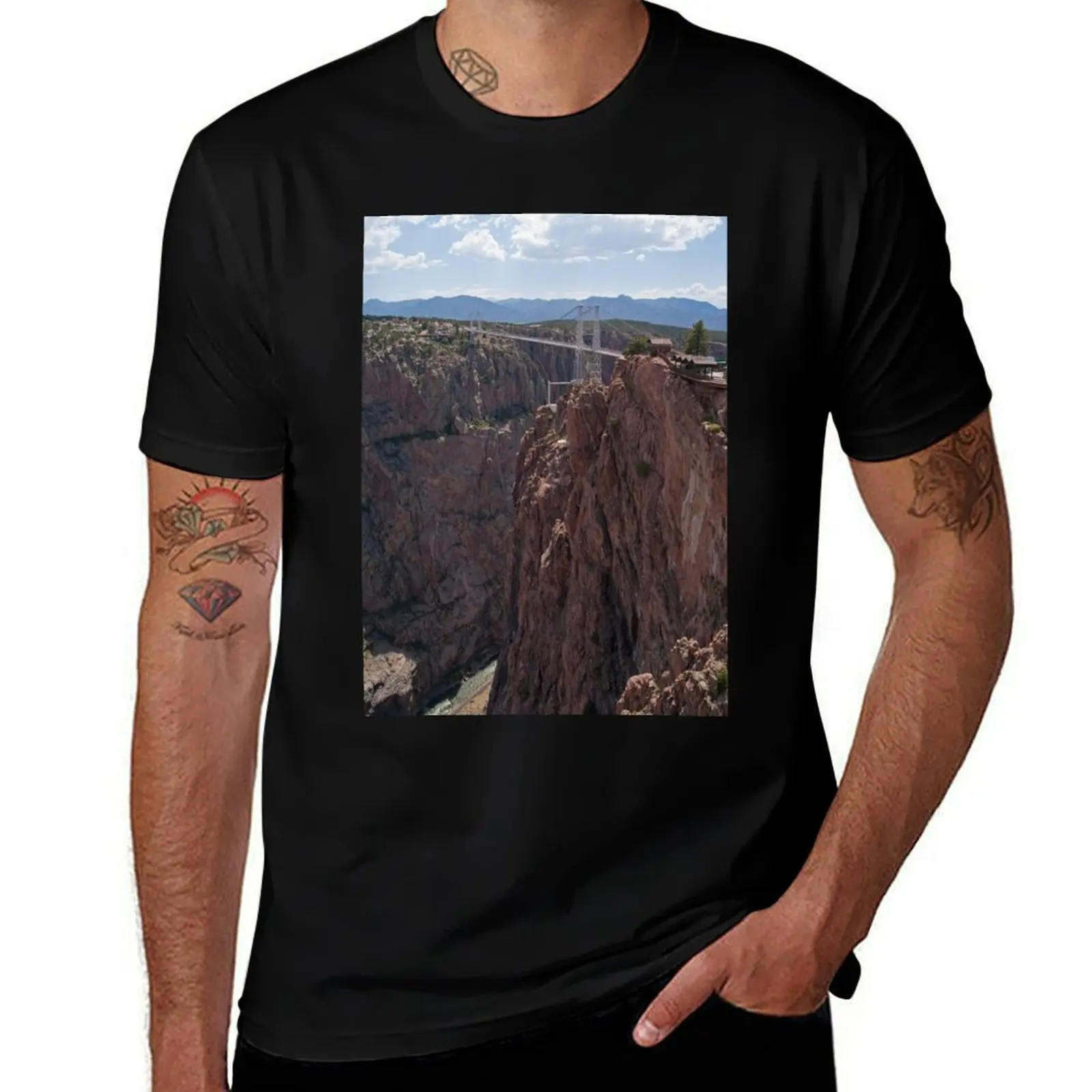 Royal Gorge T-Shirt Simple Line Art Print Tee