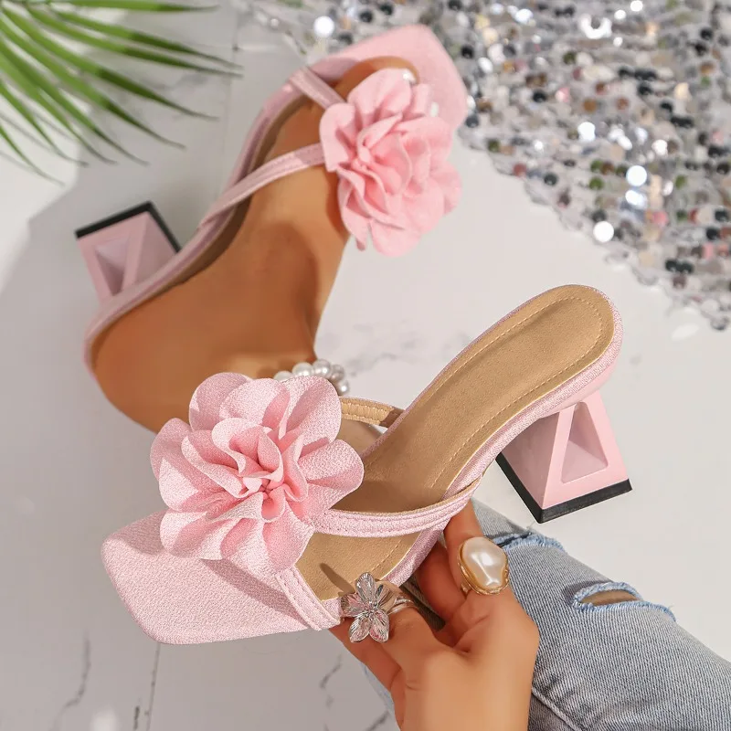 Women Flower Slippers 2026 Summer New Fashion Elegant Cross Band High Heel Shoes Square Toe Open Toe Casual Comfort Sandals