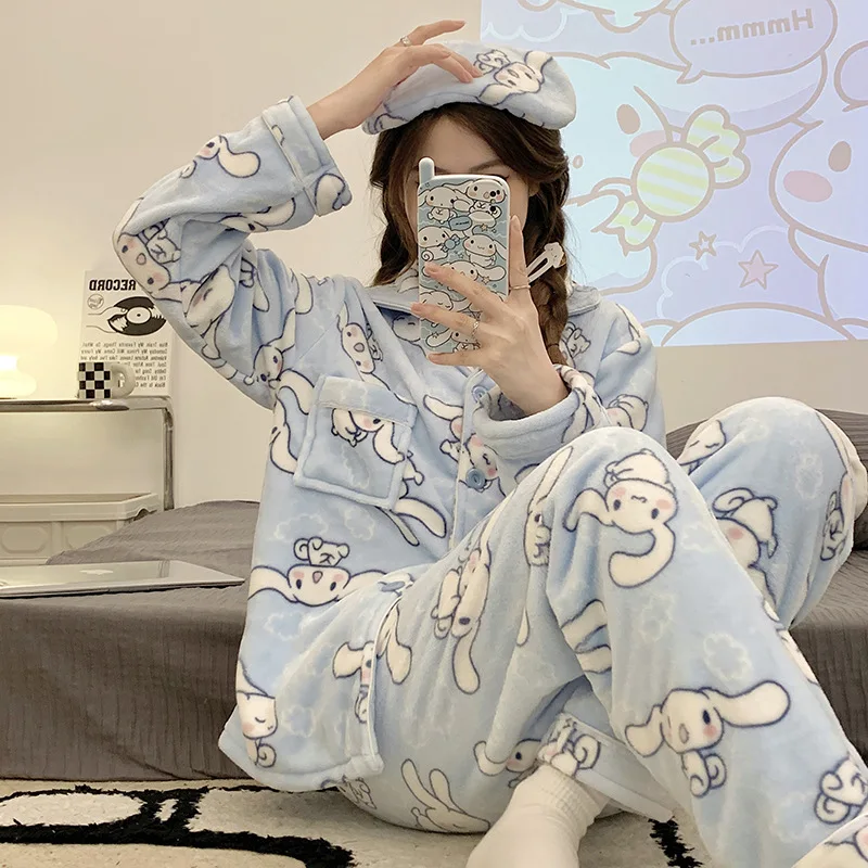 طقم بيجامات شتوية Pochacco للفتيات بالإضافة إلى ملابس نوم مخملية سميكة ودافئة من Cinnamoroll ملابس نوم منزلية غير رسمية من Kuromi