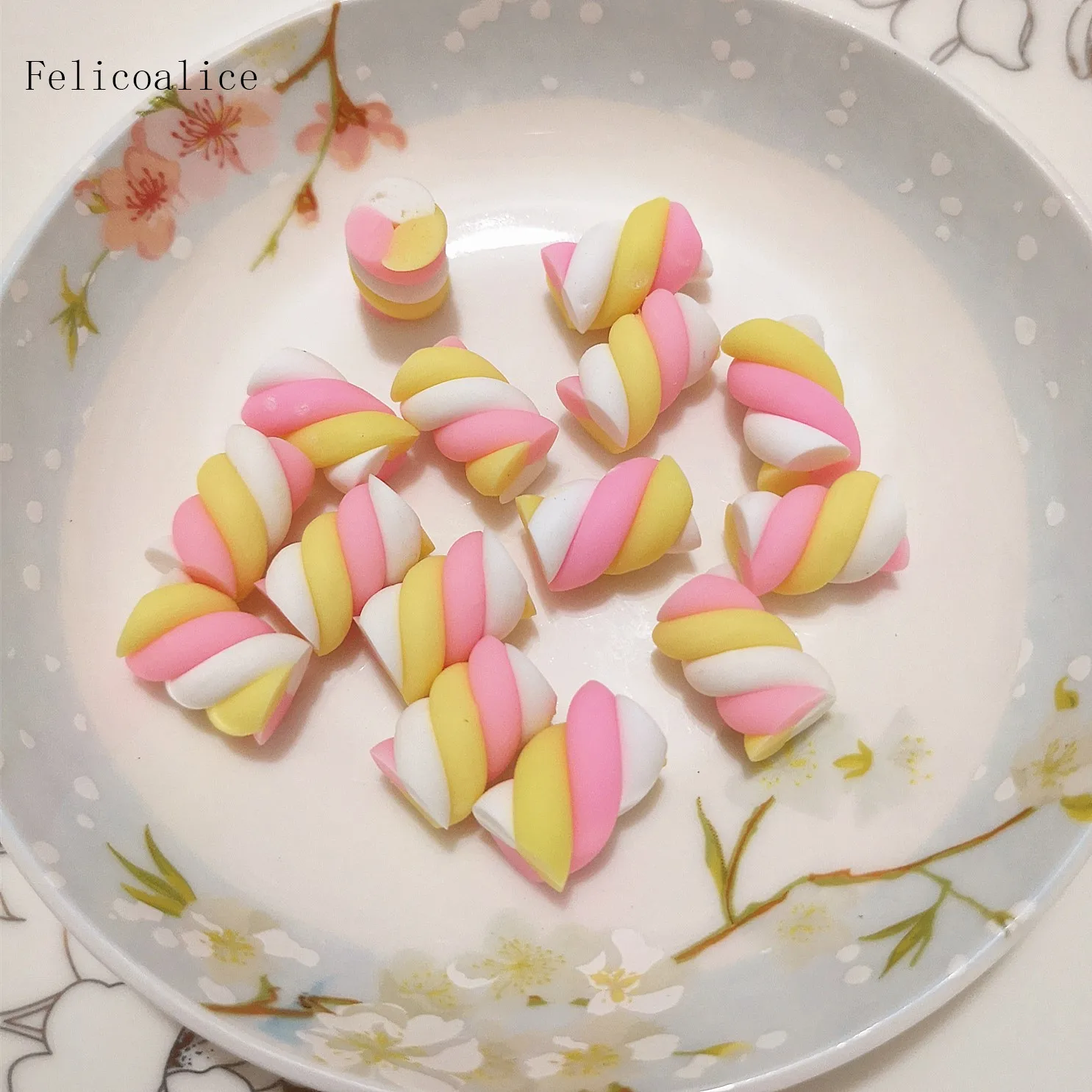 10Pcs Polymer Clay Marshmallows For Slime Filler Addition Accessories Kitchen Toys Foods For DollHouse Decoration Charms