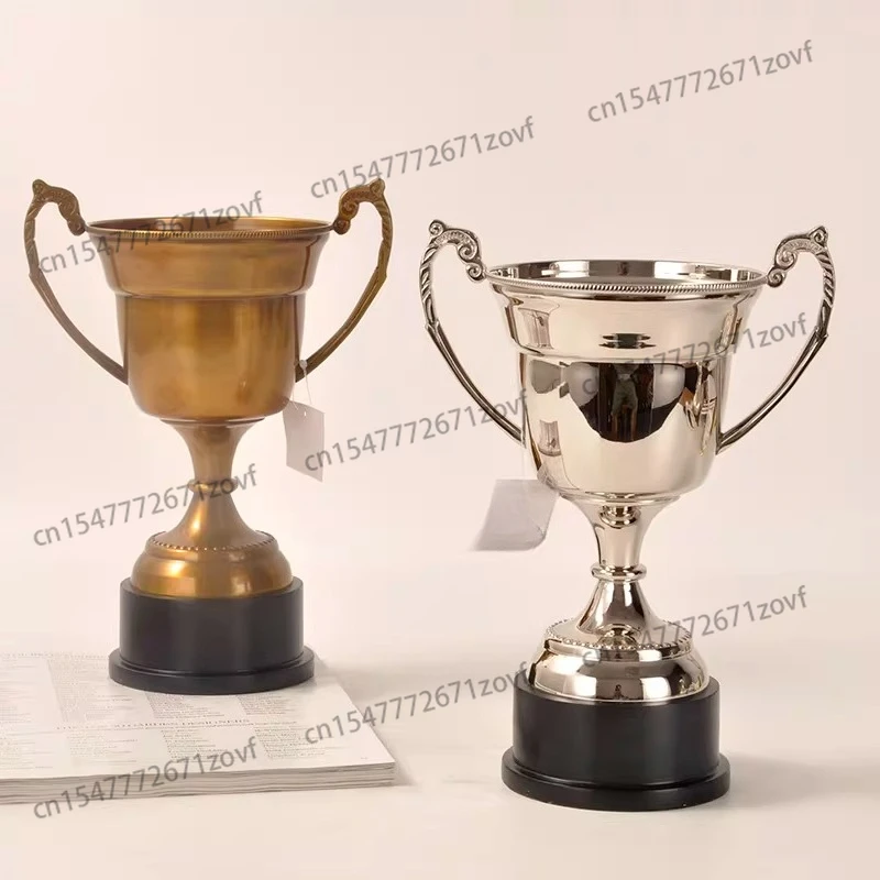

Imported brass retro nostalgia, living room office ornament trophy, gold and silver trophy, study wine cabinet soft decoration