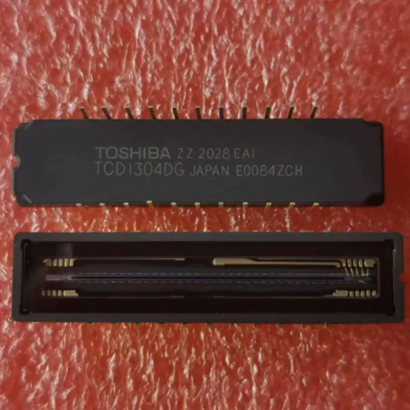 Brand New Original Tcd1304Dg Packaged Cdip-22 Scanning Mirror Linear Ccd Sensor