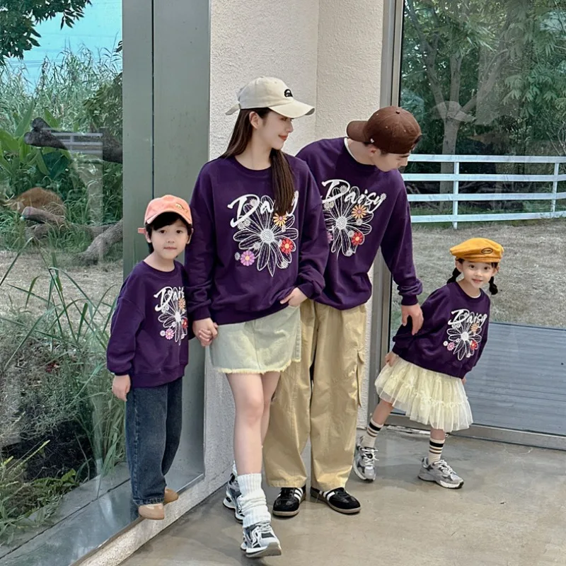 

Mom Dad and Son Daughter Matching Fashion Sweatshirt for The Whole Family Clothes 2023 Korean Children Clothes Parent-child Tops