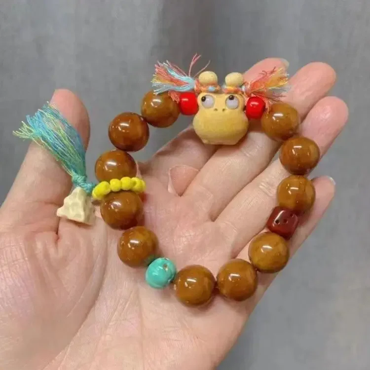 

Cook Duobao bracelet with simple pairing of deer antlers, rabbits, natural beeswax, turquoise, and retro style to attract wealth