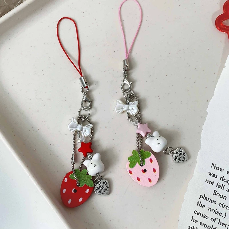 Sweet Y2K Cute Strawberry Mobile Phone Lanyard Lovely Rabbit Four Leaf Clover Star Keychain Bag Charms Girls Fresh Cute Pendant