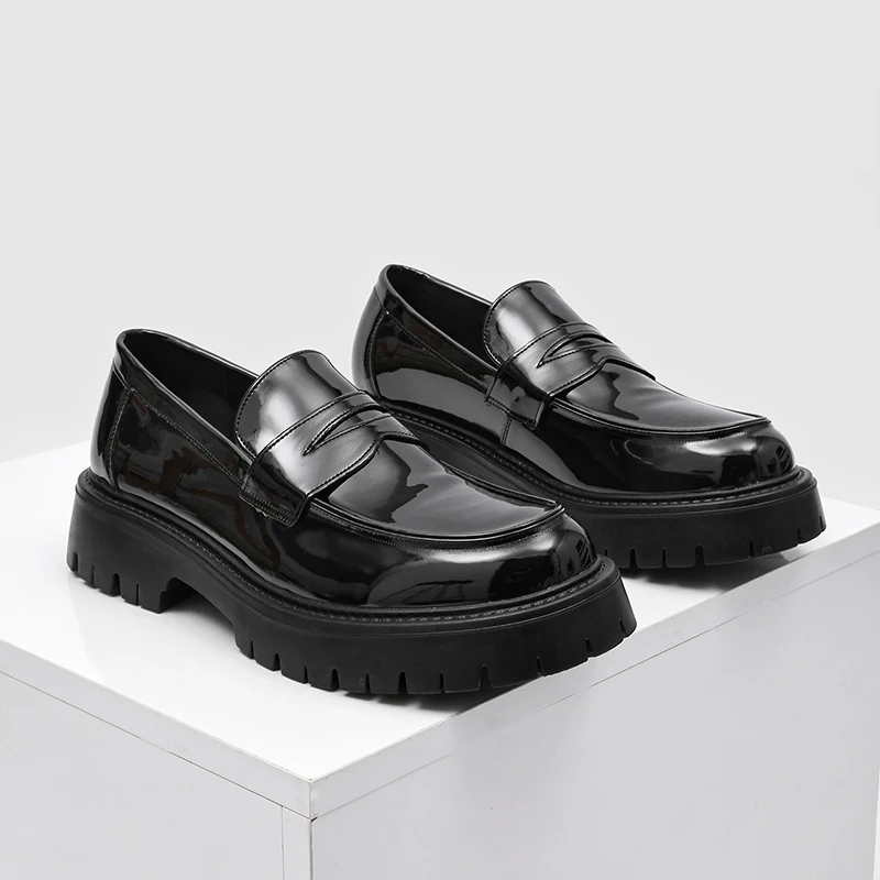 Trendy Men Loafers with Thick Soles New British Style High-end Feel Business Casual Men Shoes