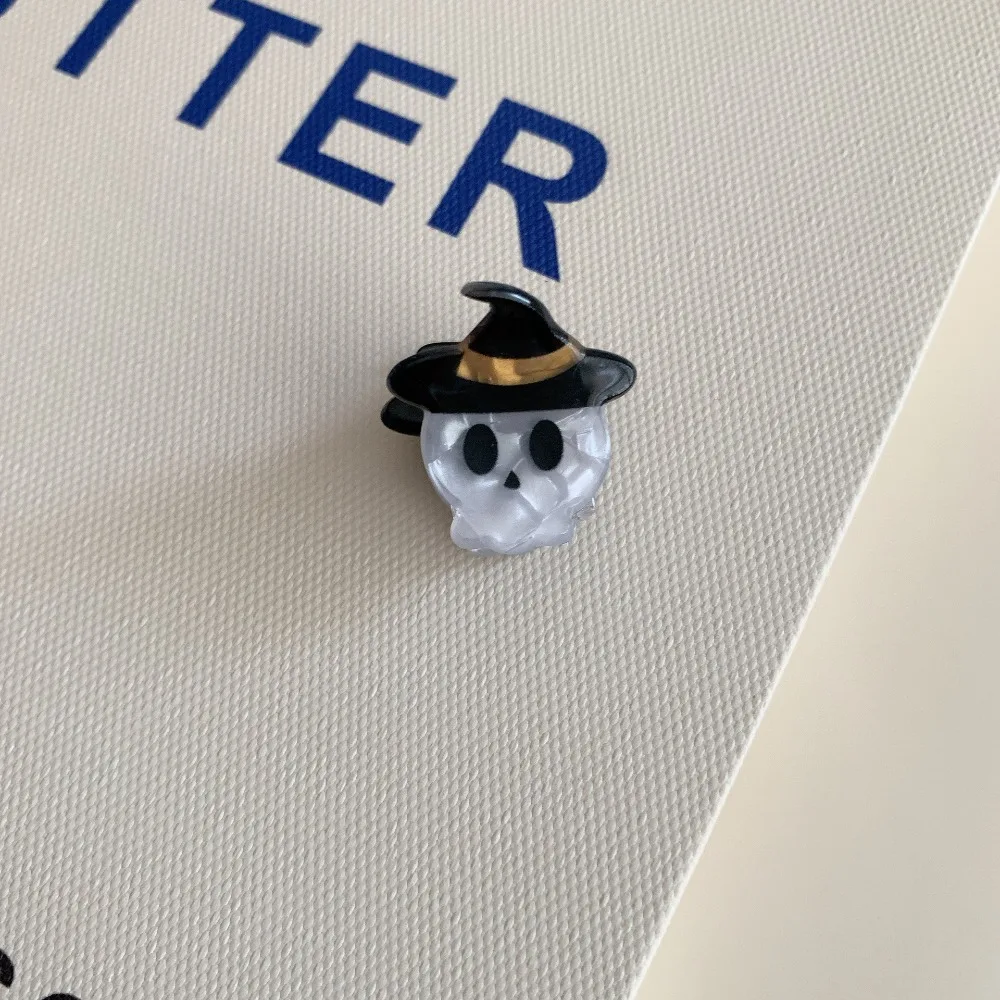 

Unique Pumpkin Halloween Mini Grab Clip Bat Acrylic Spooky Hair Claw Headdress Small Halloween Hairpin Festive Hair Accessories