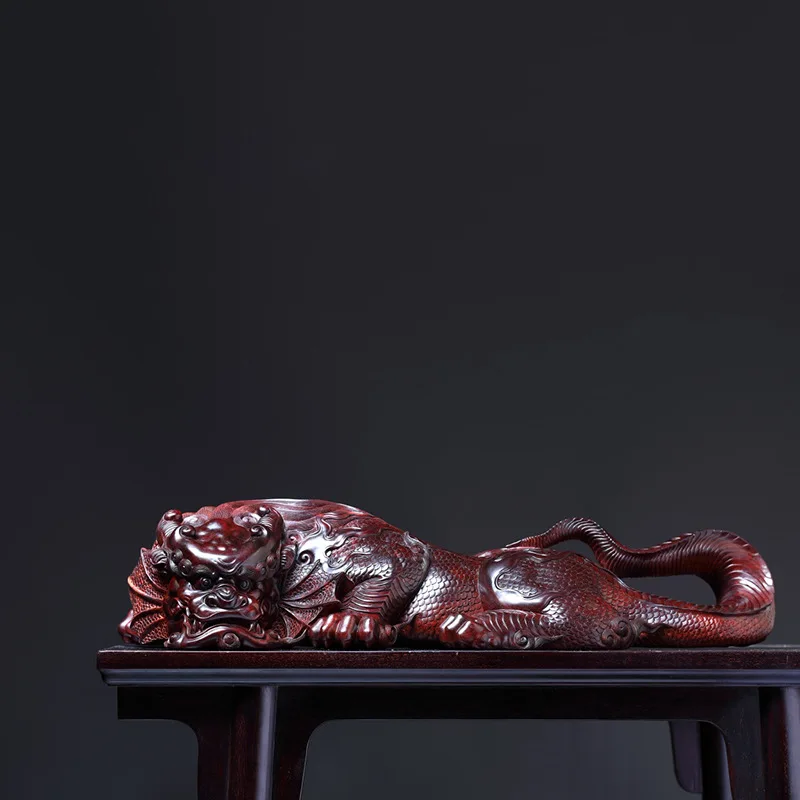 Small leaf red sandalwood statue beast handmade wood carving Wenwan interior decoration ornament