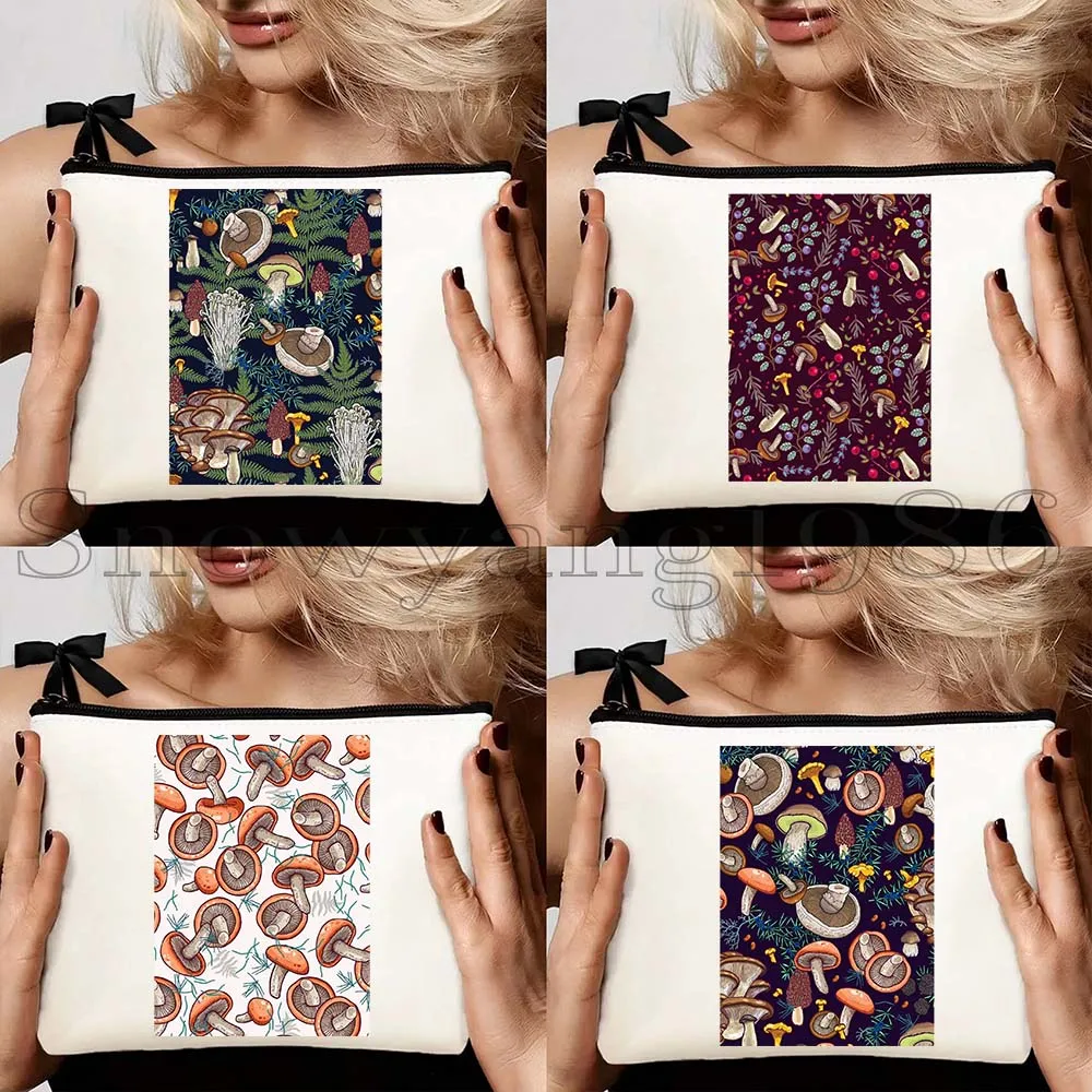 

4pcs Beautiful Mushroom Kingdom Botanical Garden Toxic Mushroom Berries Flowers Canvas Cosmetic Bag Makeup Toilet Bag Case Pouch