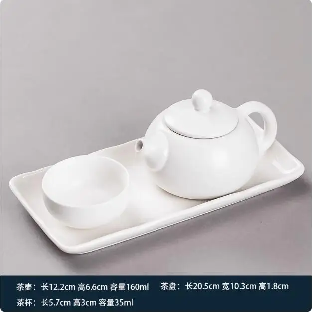 Kung Fu theeservies met theeblad, eenvoudige moderne theepot, Japans, hotelkamers, slaapzaal, thuis