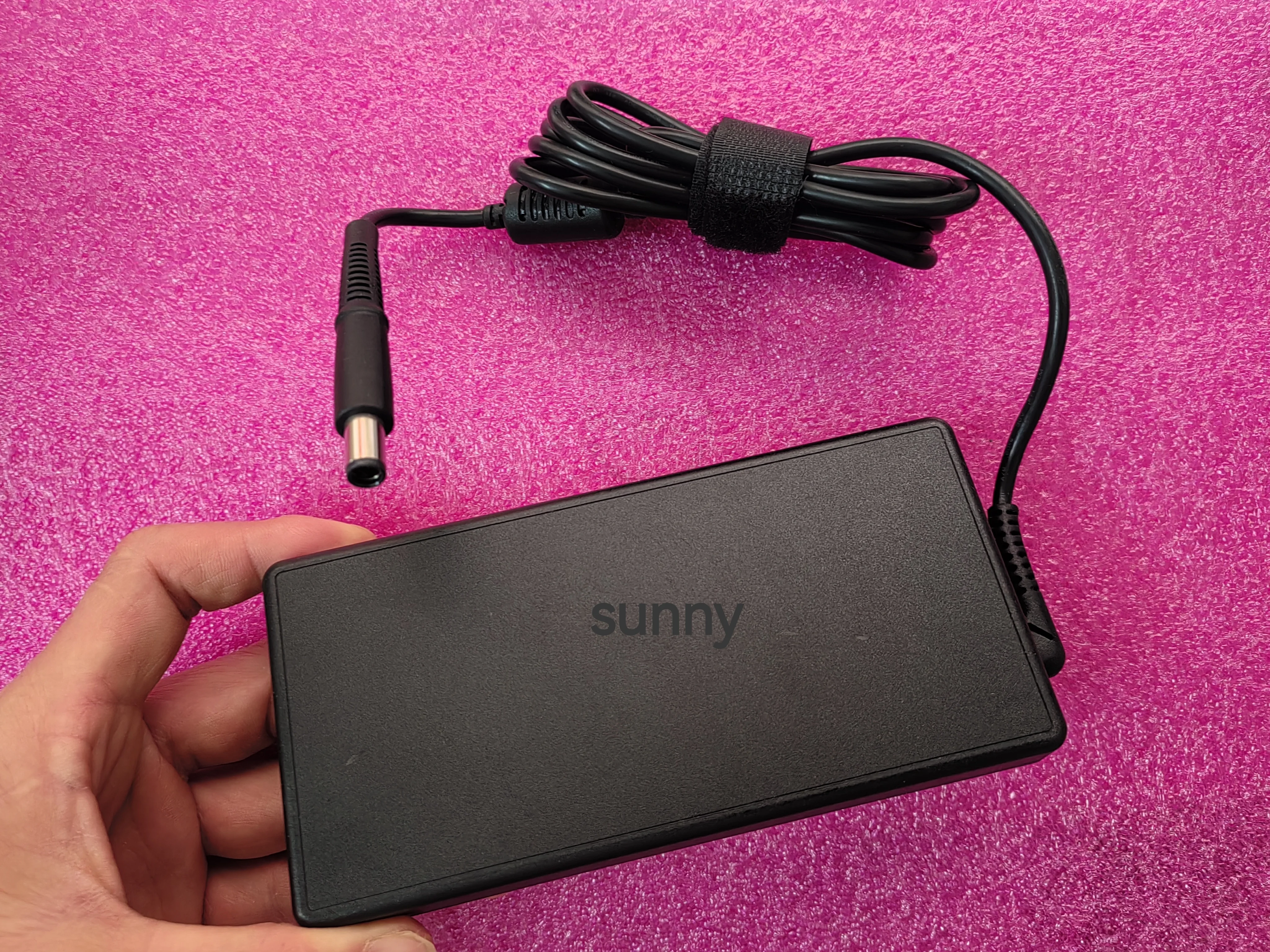 

OEM LITEON Тонкий адаптер переменного тока 20 В 8,5 А PA-1171-72 7,4 мм * 5,0 мм Pin 170 Вт для док-станции OWC Thunderbolt (96 Вт) OWCTB4DOCK с TB4