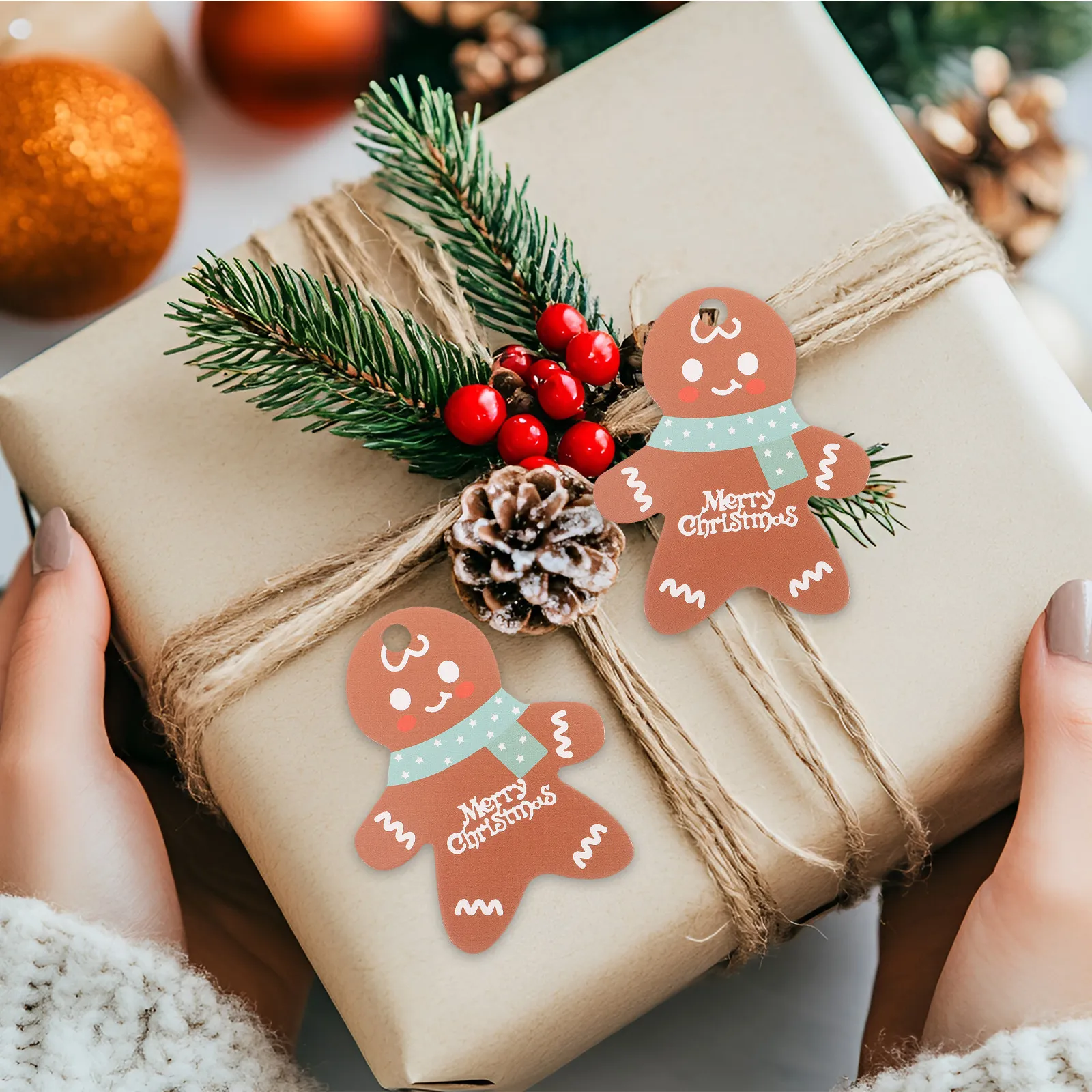 50Pcs Christmas Hanging Tags Gingerbread Man White Kraft Paper Gift Labels Reusable for Clothing Price Bookmark Scrapbooking