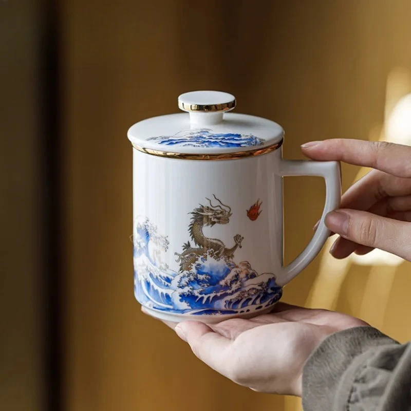 

Чайная кружка-заварник 450 мл с ручной росписью дракона, с инфузором и ручкой, для заваривания чая, офисная, подарочная