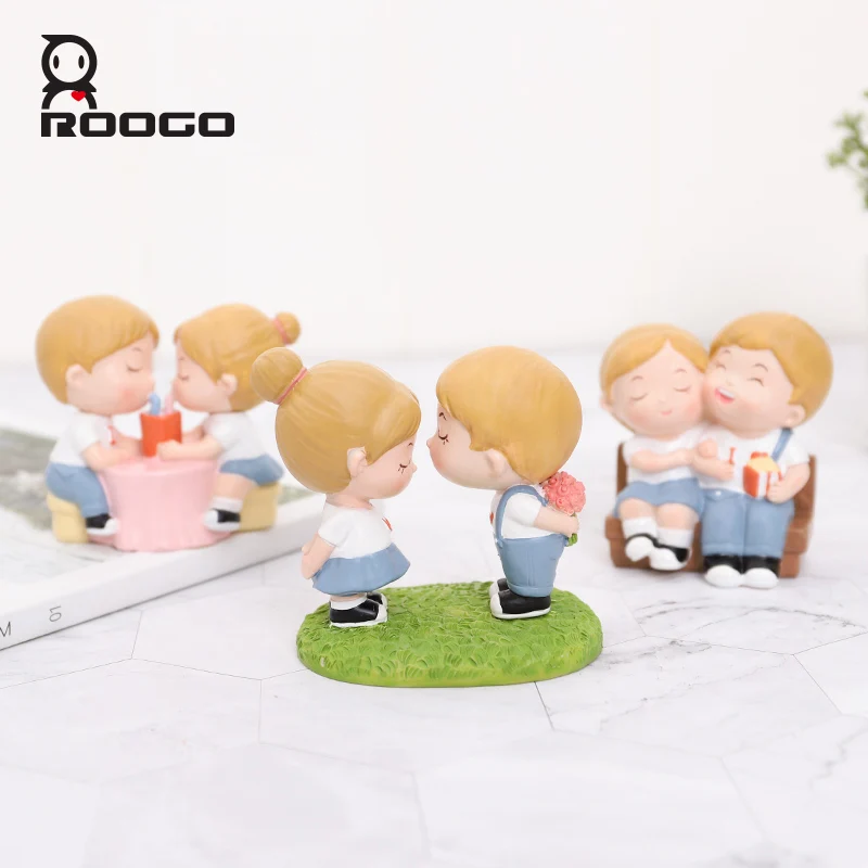 Cartoon Couple Car Cake Resin Figurine  Decoration Living Room Home Decoration Valentine's Day Gift Love