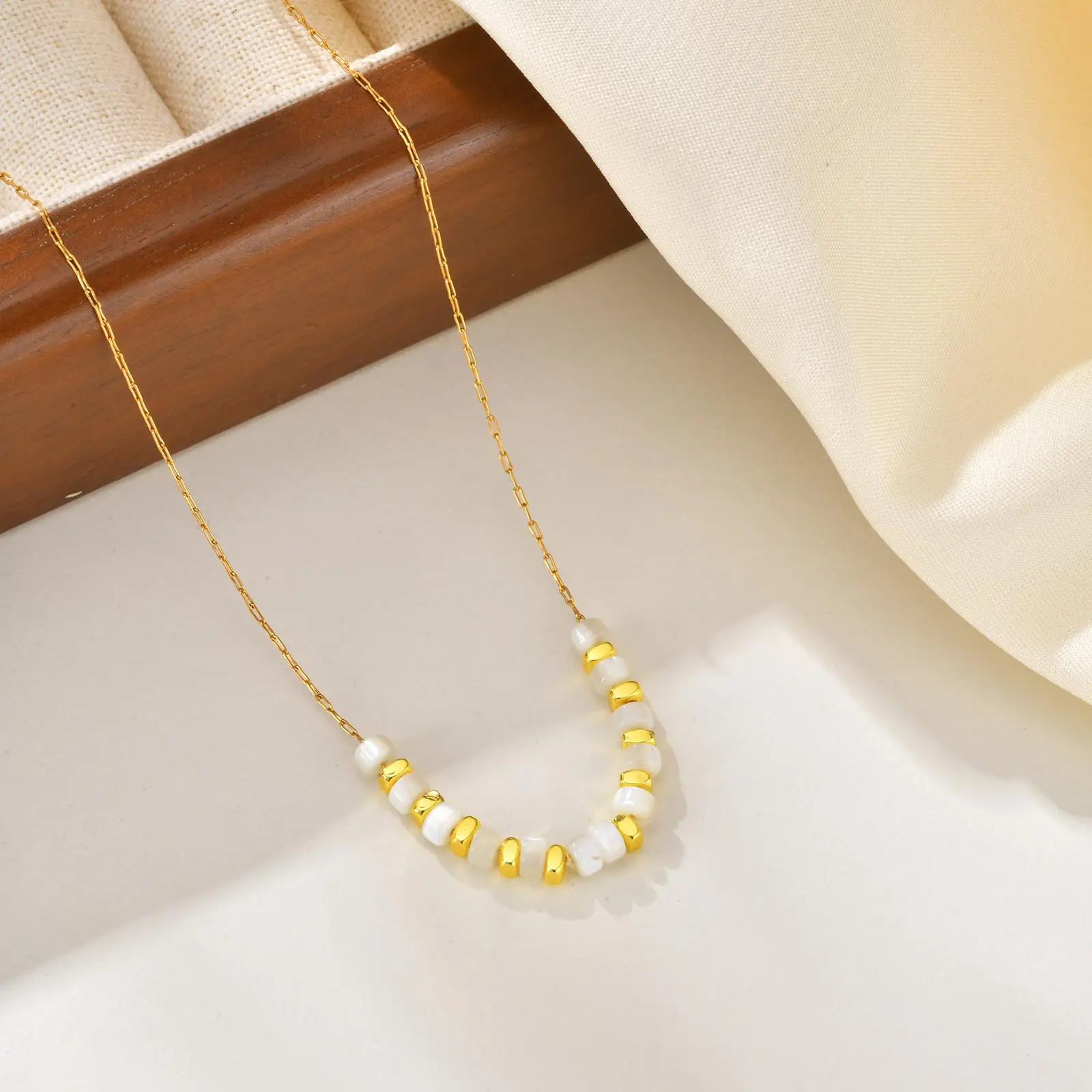 Little Luxury Small Square Pendant Necklace for Women, Shell Rice Bead Stainless Steel Chain Necklace,Dainty Simple Jewelry Gift - Detail 1