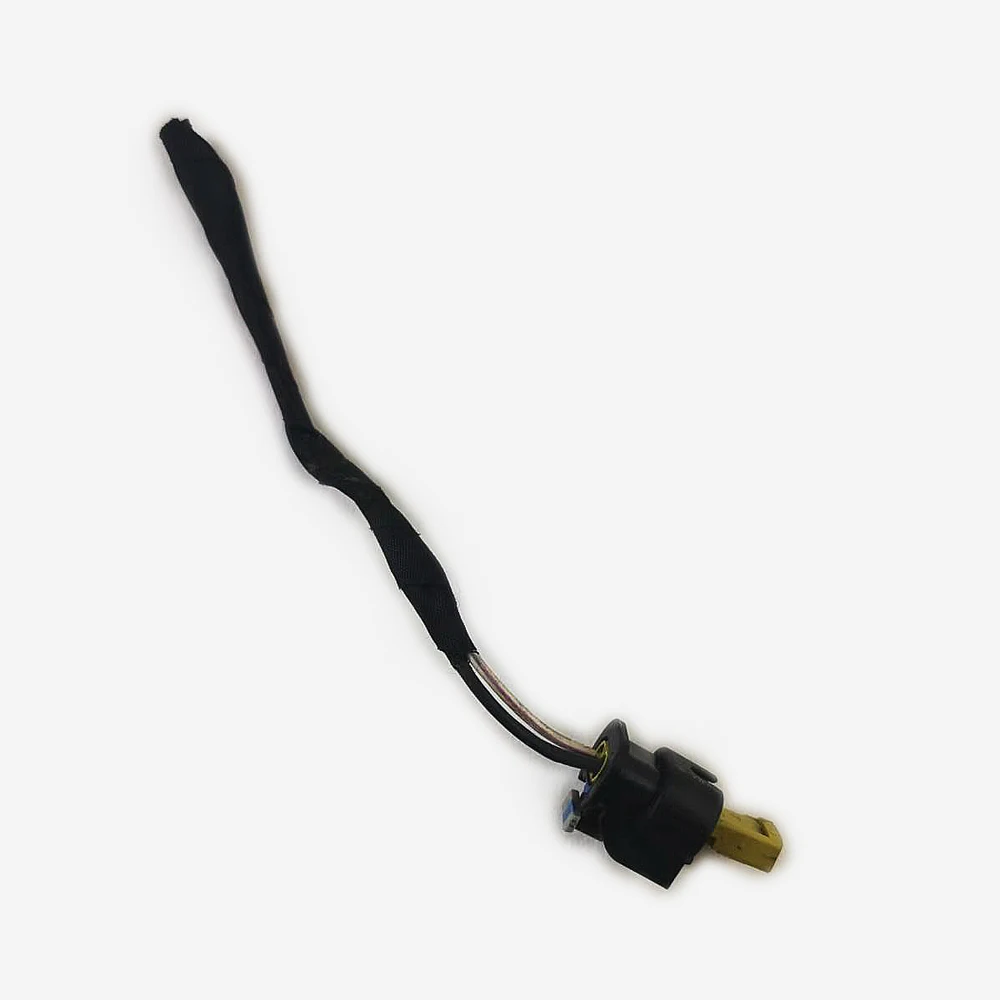 4F0973702A Plug For VW Lavida Lavuda Tiguan Santana Jetta CC C-trek Bora Magotan Audi Q3 A6L Q5 Skoda Rapid Fabia Kodiaq