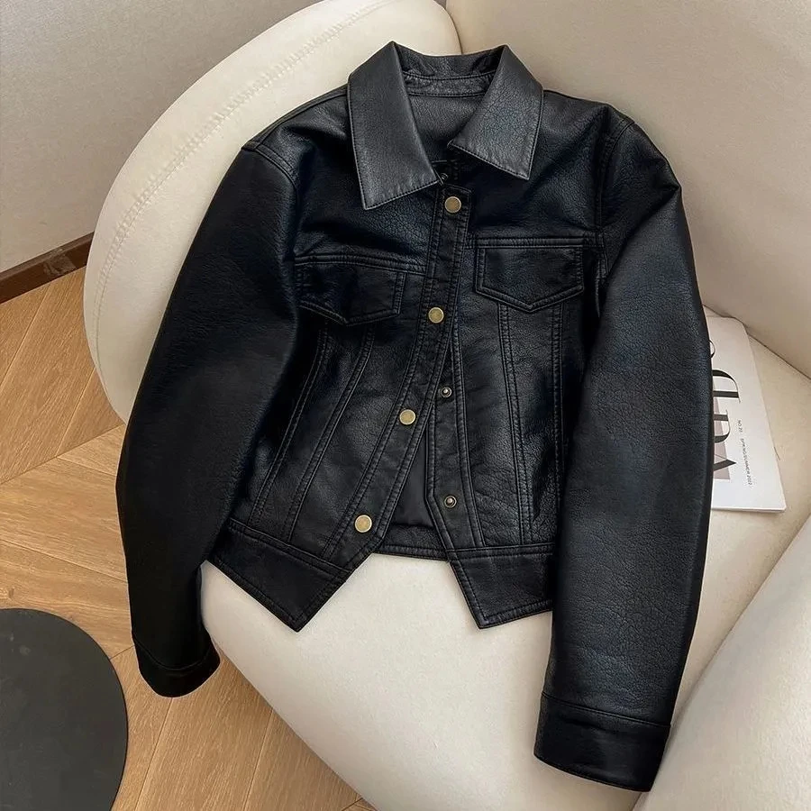 

Черная куртка из искусственной кожи для женщин, весна-осень 2026, новая модная модель с длинными рукавами, коротким воротником, женская мотоциклетная верхняя одежда